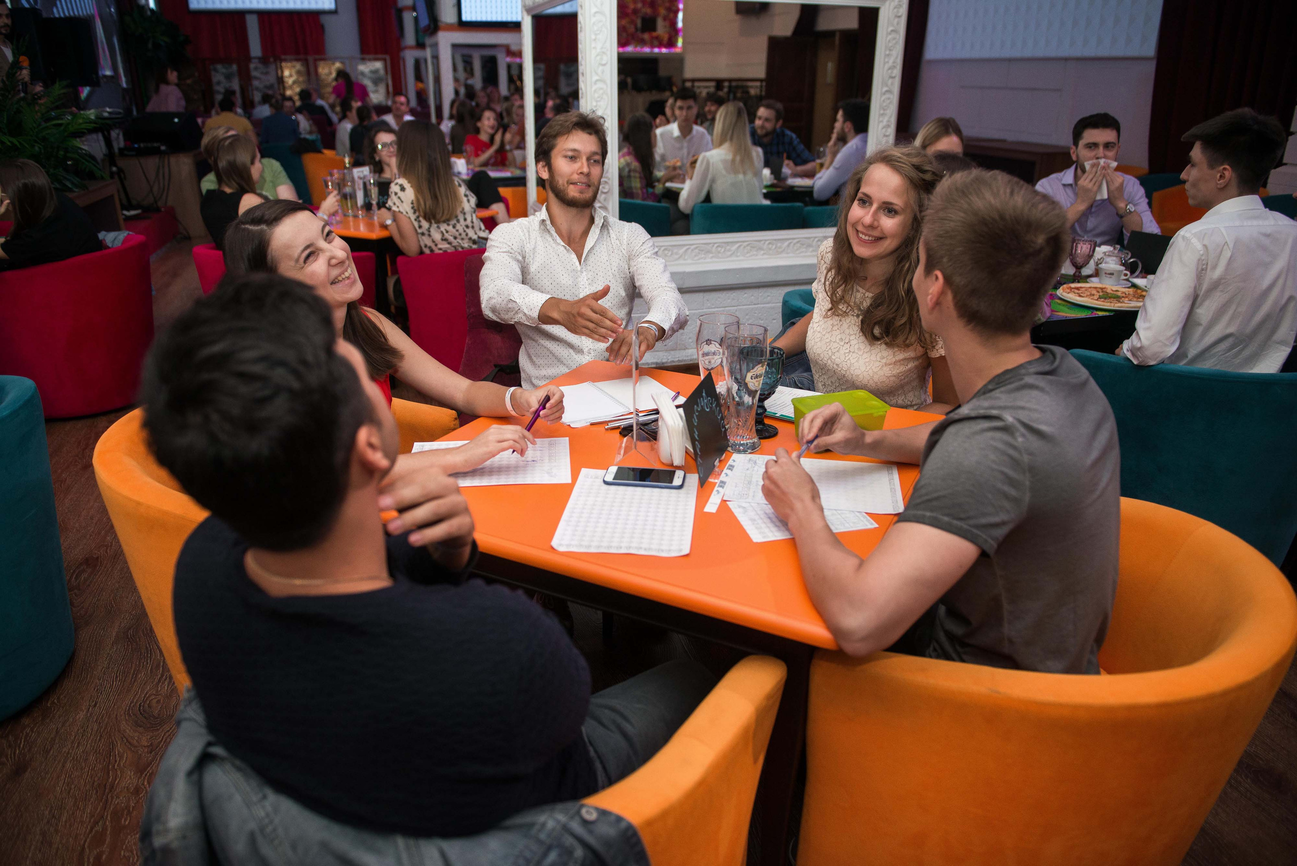 Квиз «ЗнатоКИТ» 03.09.2018 Бар 25-45 Москва. Свадебный фотограф на Урале Виктор Соколов