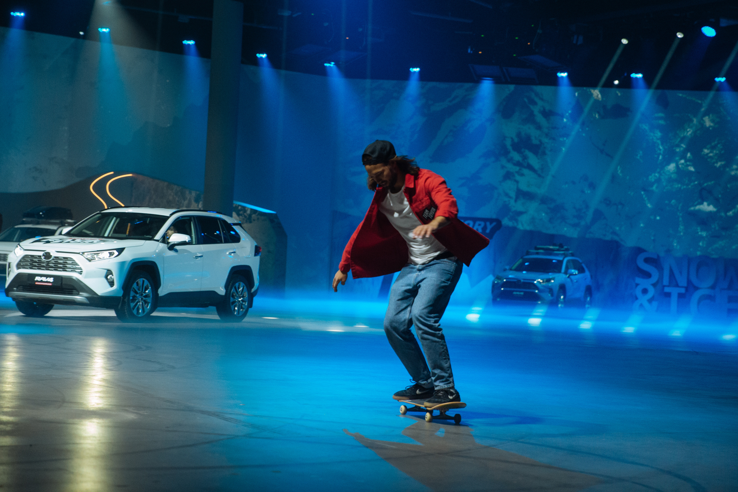 TOYOTA RAV 4. Портфолио свадебного фотографа. Роман Каргаполов