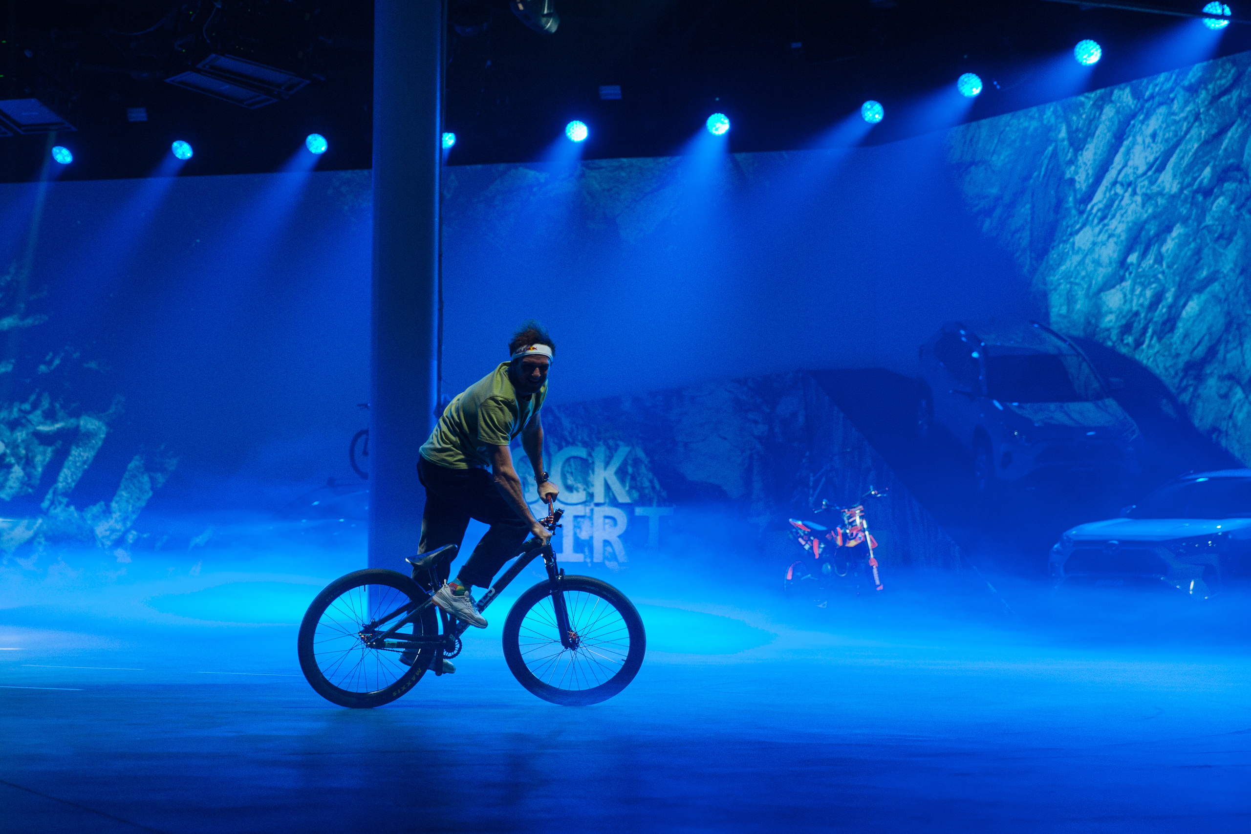 TOYOTA RAV 4. Портфолио свадебного фотографа. Роман Каргаполов