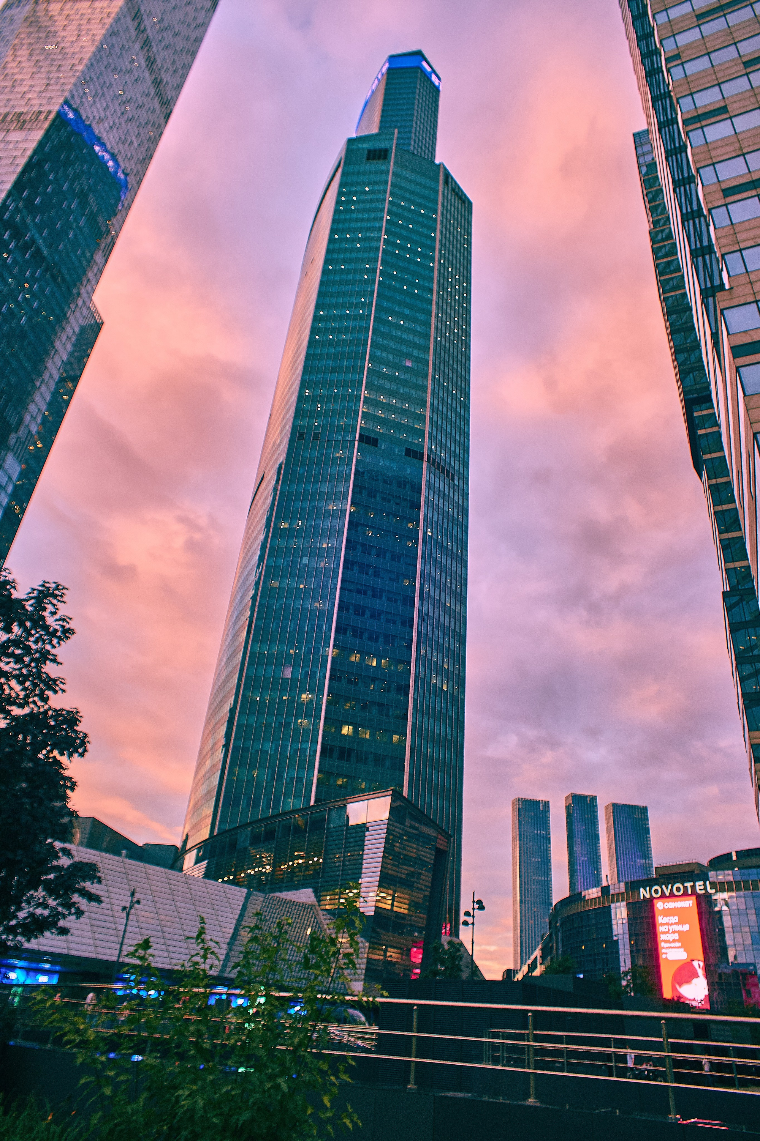 Архитектура Москва-сити глазами фотографа Виталия Дени