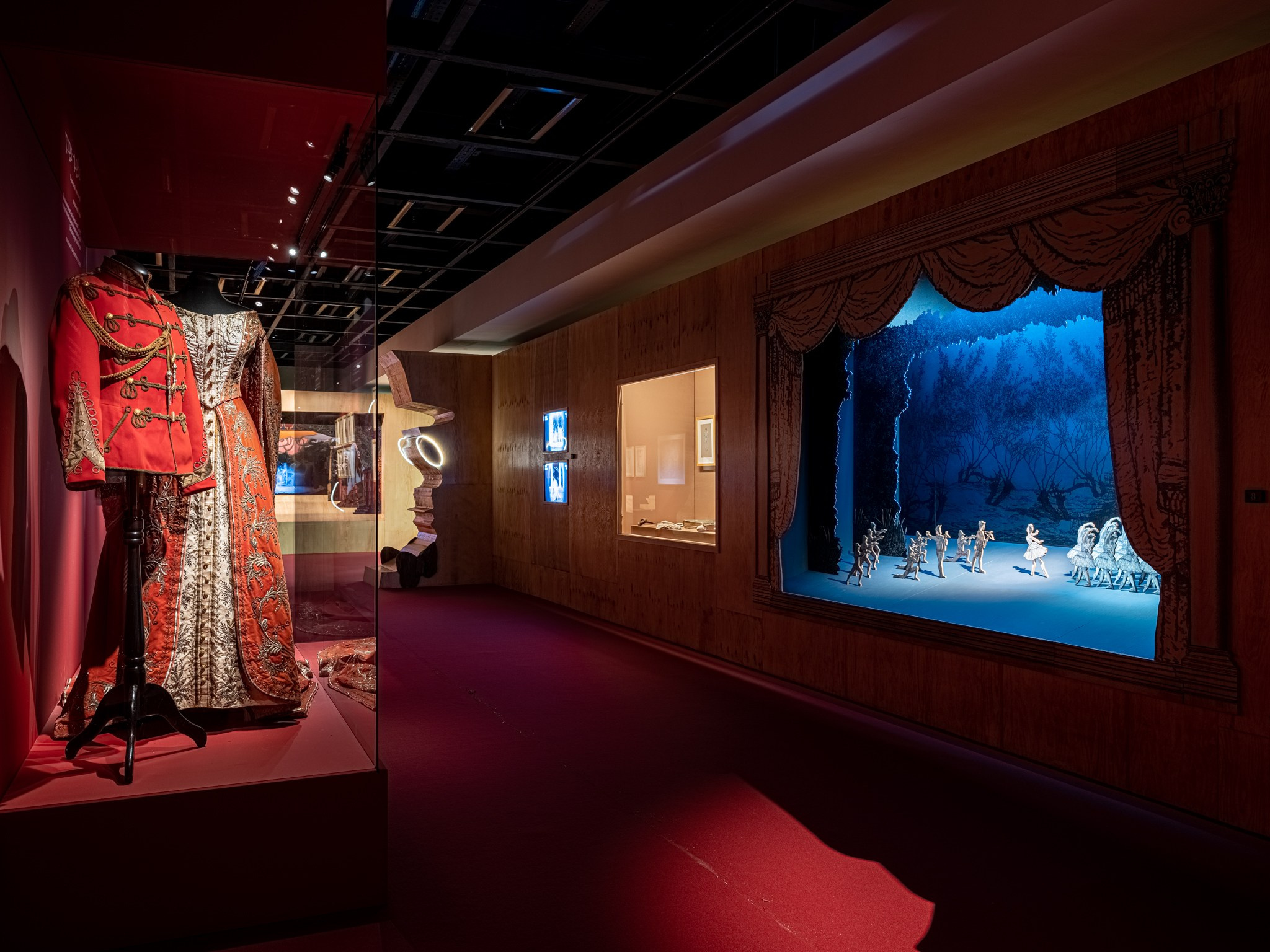 Выставка «Первая позиция. Русский балет» Манеж (СПБ) Planet9 РОСИЗО 2023. Фотограф Василий Буланов