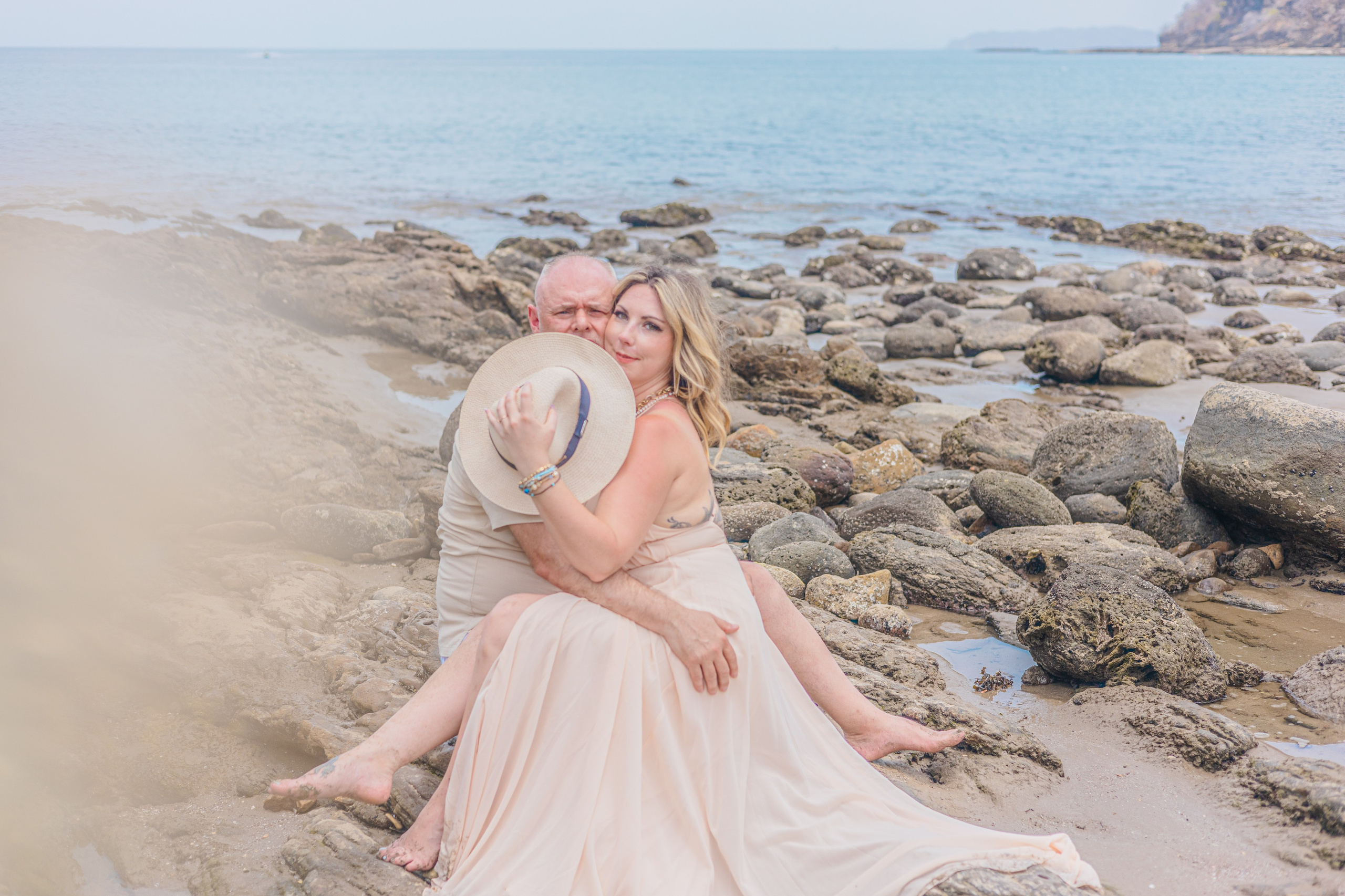 Jerry& Whitney sun and ocean. Family, portrait, content photo in Costa Rica Evgeniya Besprozvannykh