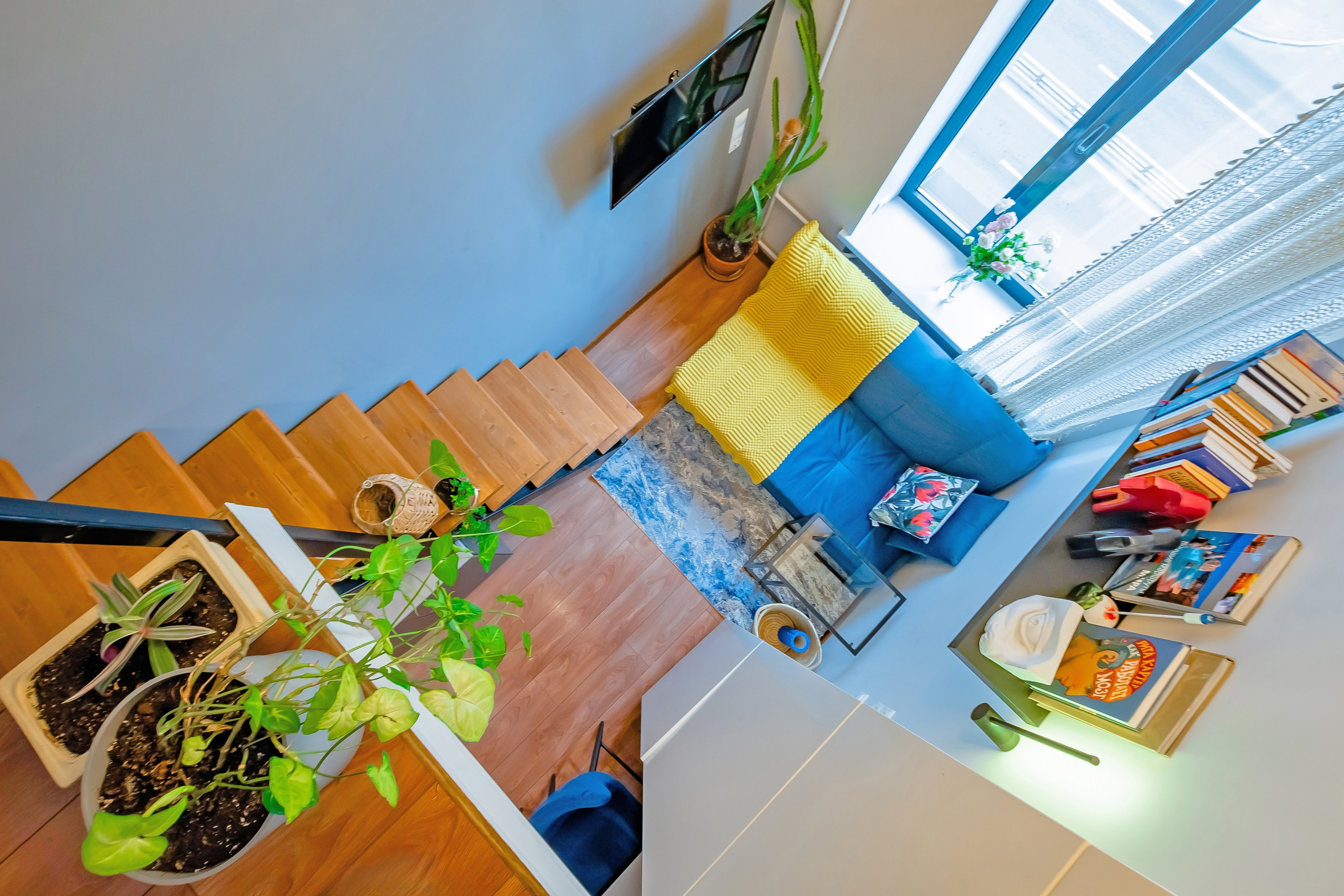 Профессиональная интерьерная фотосъемка малогабаритной студии в Москве.