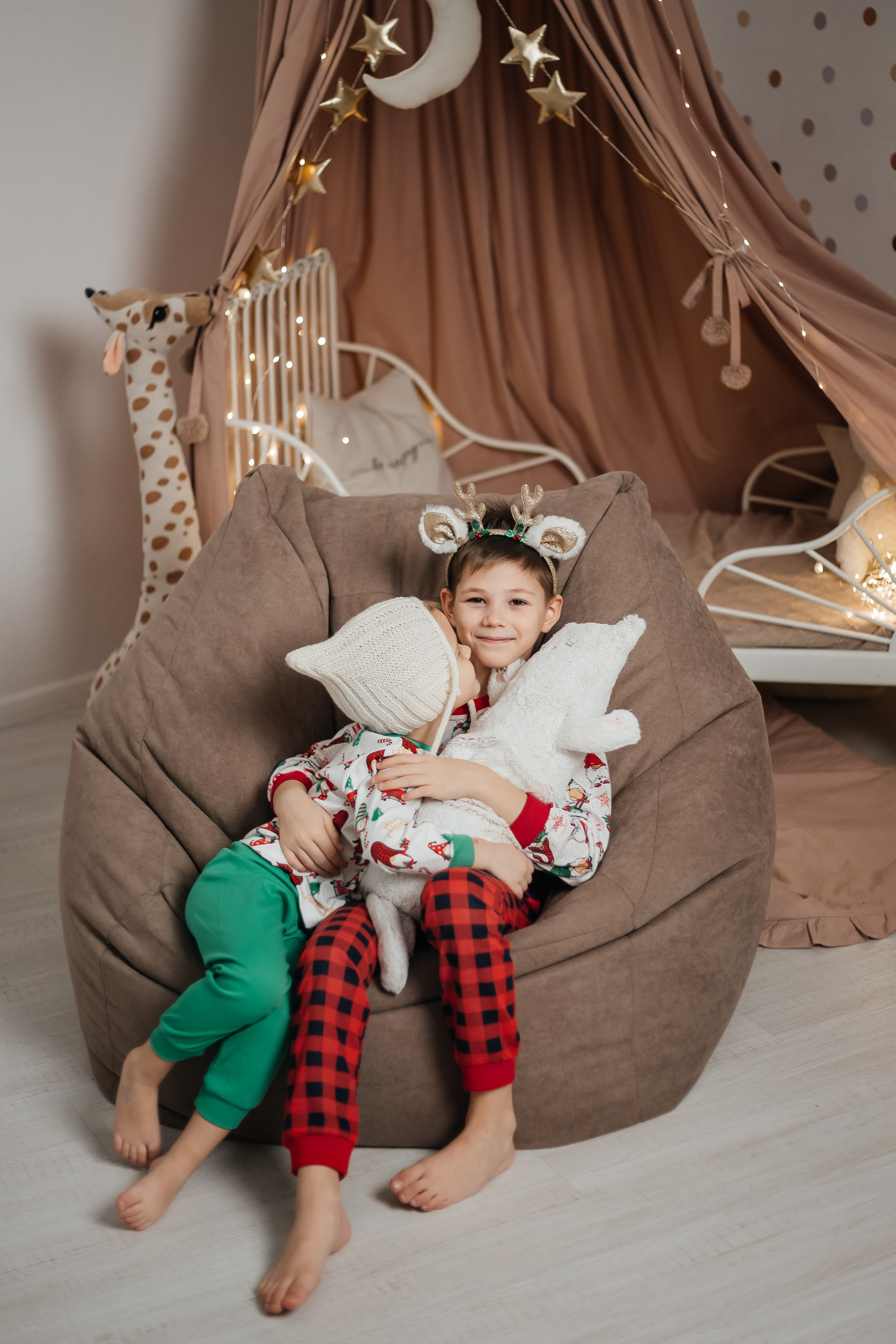 Семейная фотосессия. Фотостудия «Лайм». Фотограф Мария Новоселова. Сургут