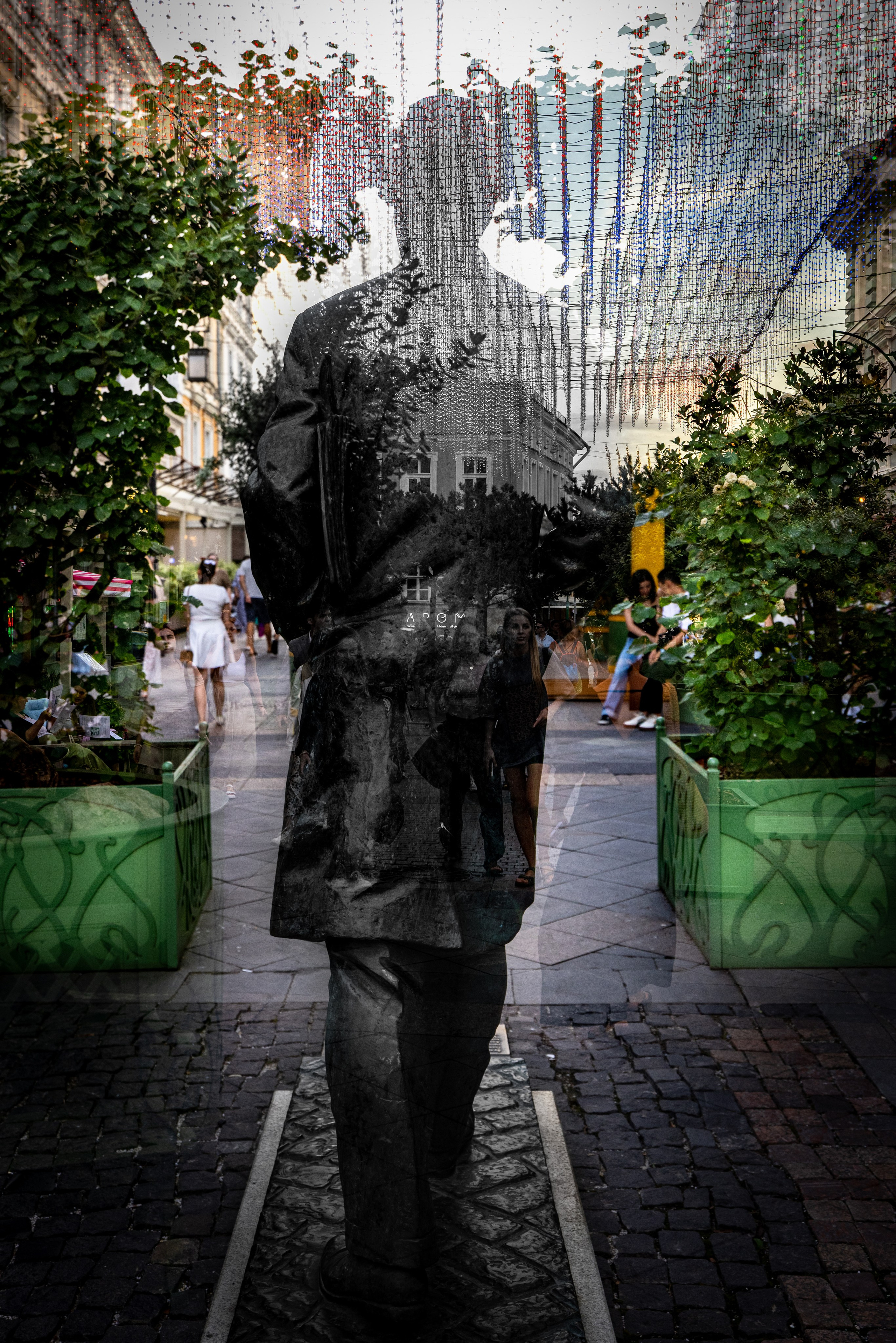 Москва. Август 2025 года. Кузнецкий мост. Люди, детали. Фотографирую жизнь! Московский фотограф волонтер