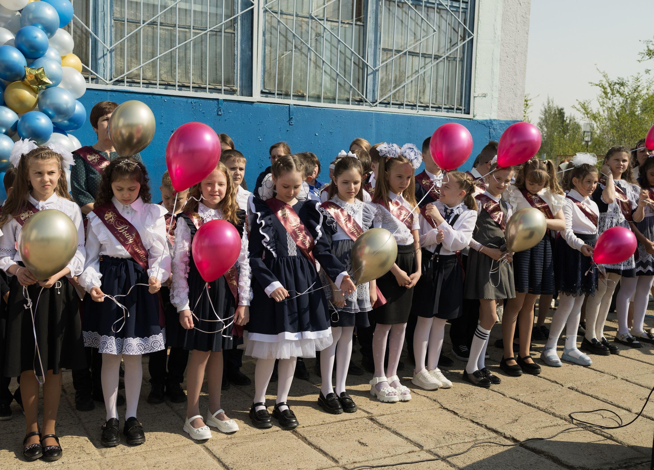 Выпускной 2024. 4 класс. Фотограф Юлия Левандовская, п.Ясногорск