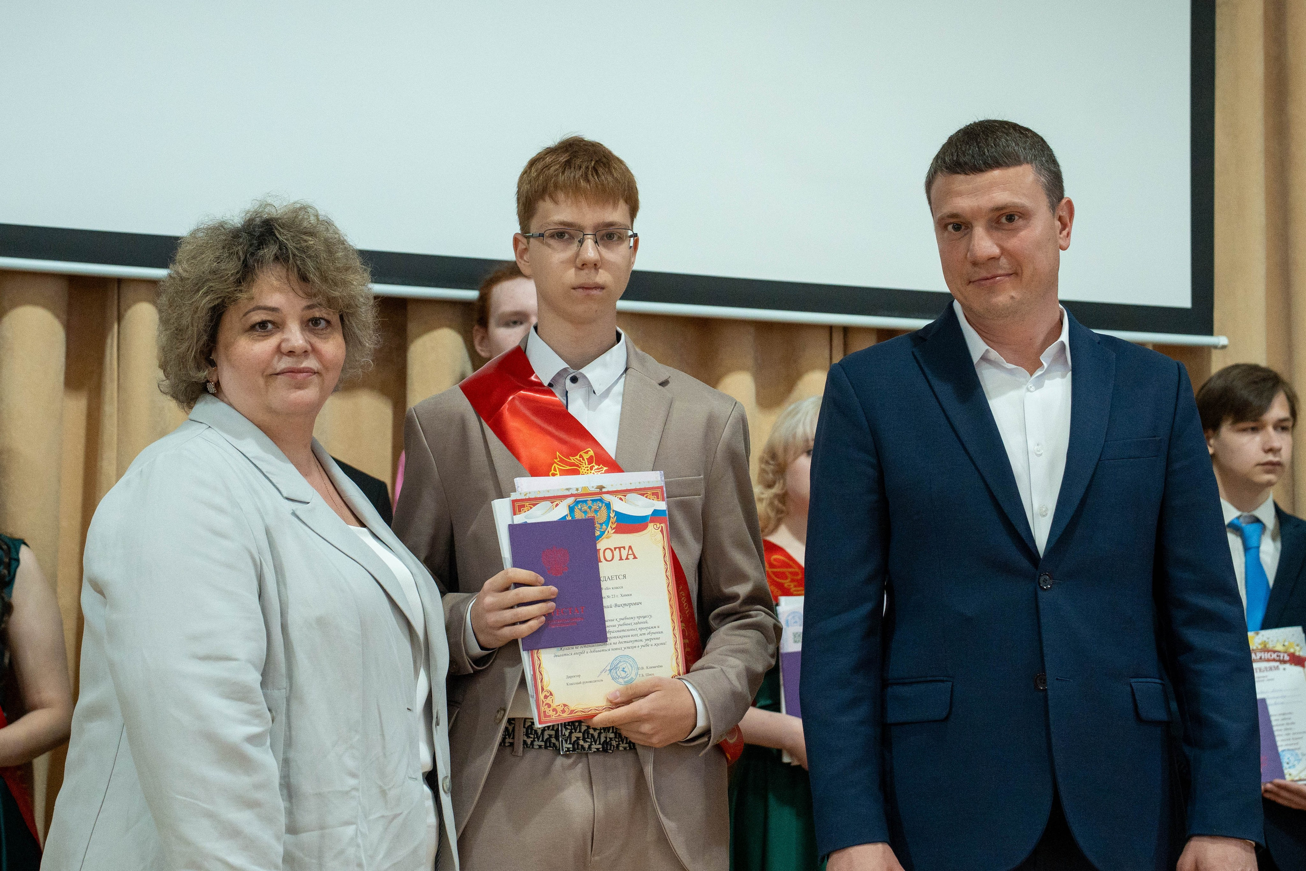 Выпускной 26.06.2026. Коммерческий и художественный фотограф и видеограф в Москве Арсений Тургенев