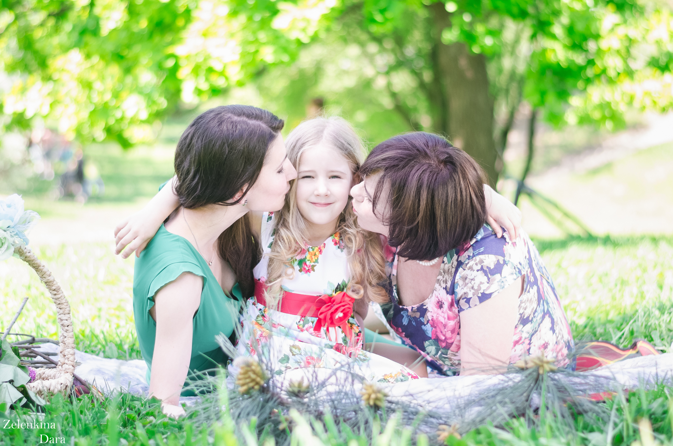 Прогулка с Анечкой. Фотограф в Краснодаре Зеленкина Дарья