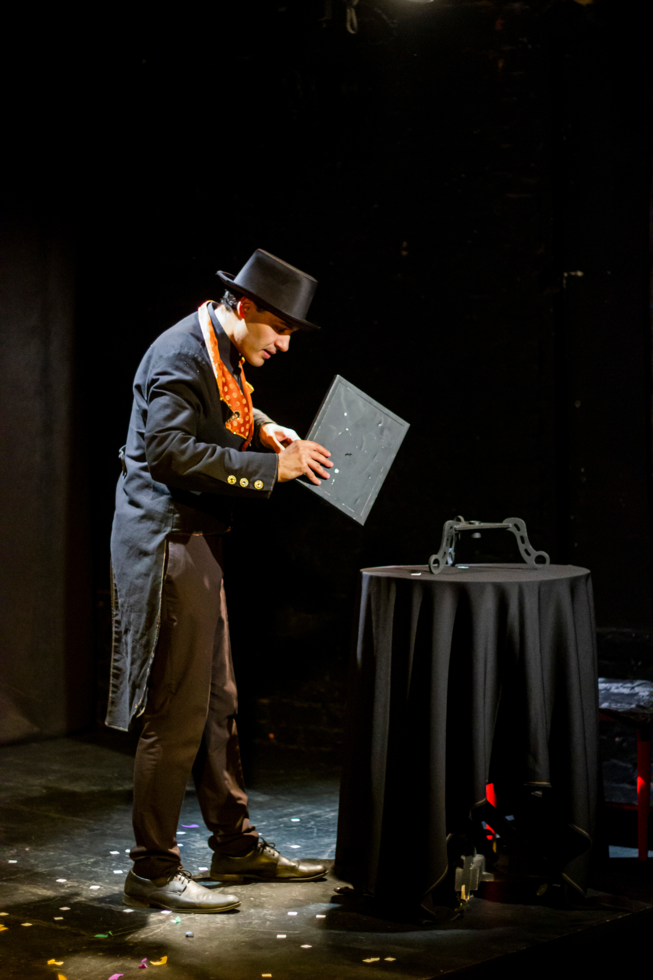 В тени иллюзий. Фотограф в Санкт-Петербурге Малов Владимир