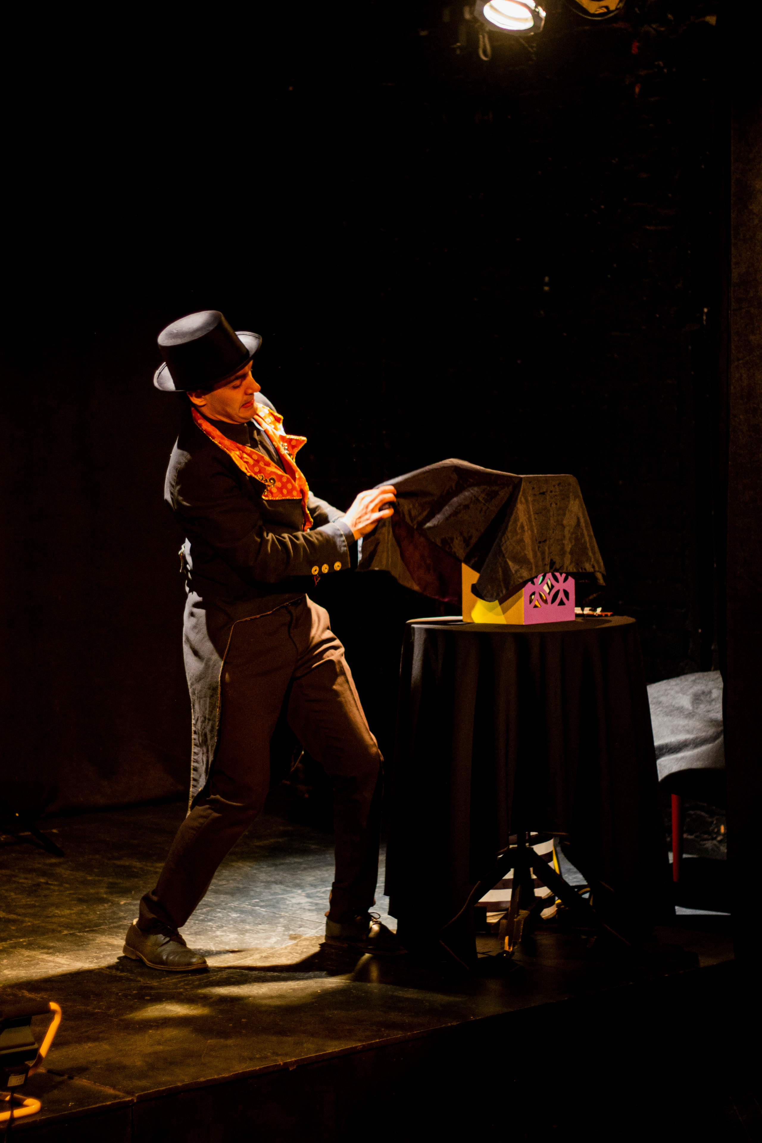 В тени иллюзий. Фотограф в Санкт-Петербурге Малов Владимир