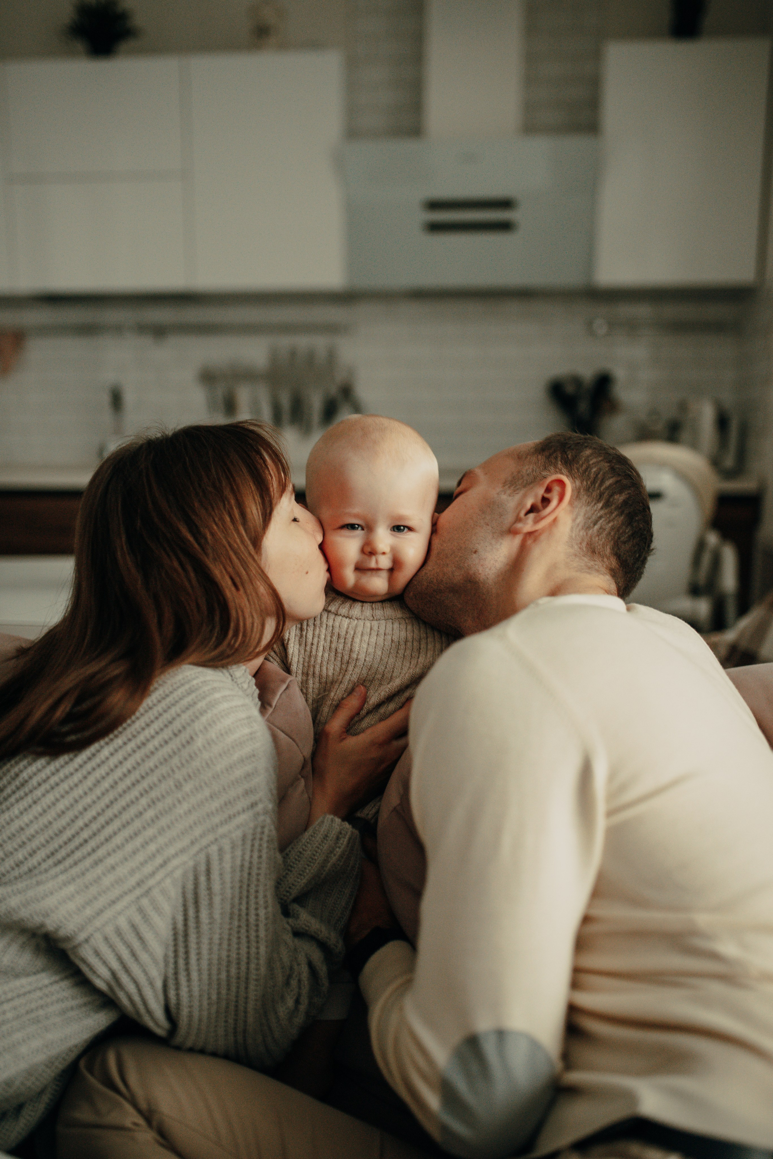 Домашняя семейная история: Василисе 10 месяцев. Семейная фотосессия Бутово Москва фотограф Алина Морщагина
