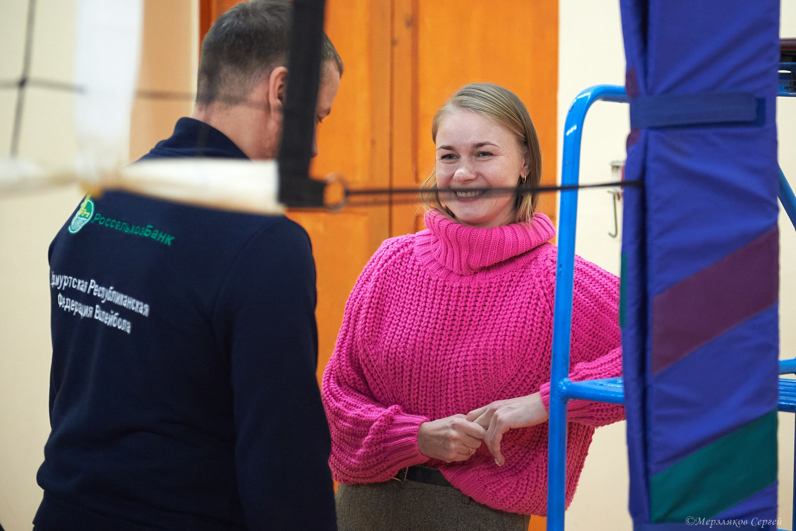 Новогодний турнир по волейболу. Ижевск. 15.12.2023. Спортивный репортажный фотограф в Ижевске Сергей Мерзляков