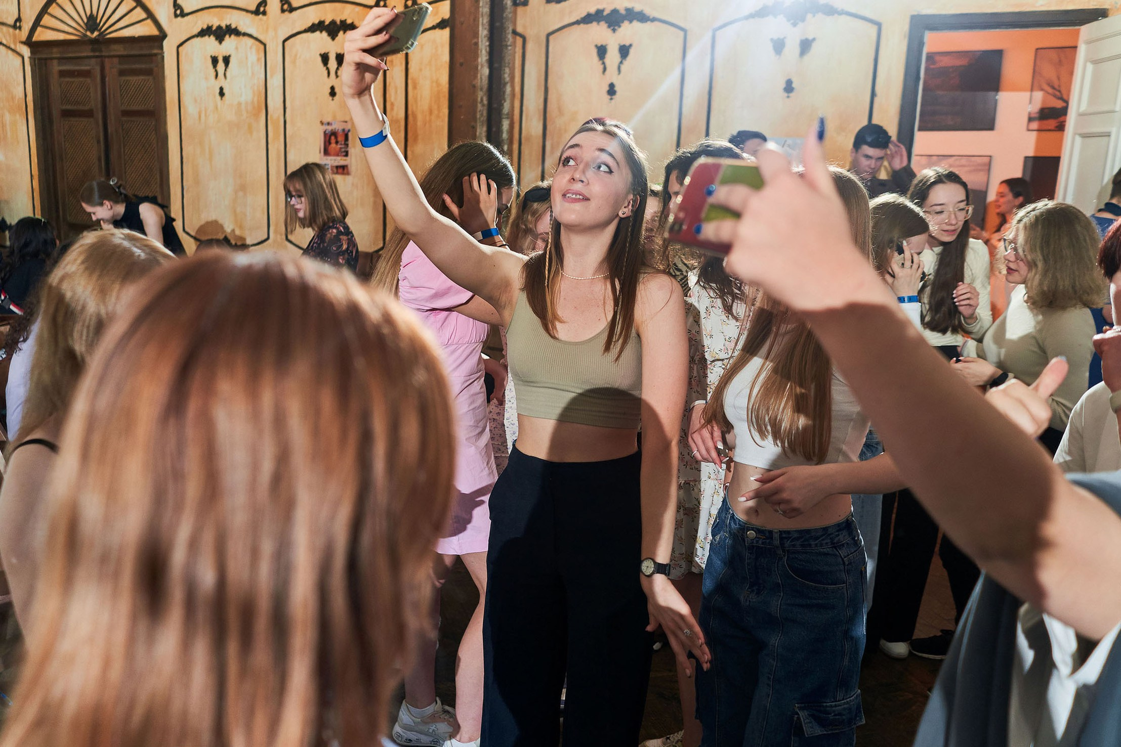 Выпускной в школе LUDI. Фотограф в Москве Нафиков Руслан. Репортажная съемка, Портрет