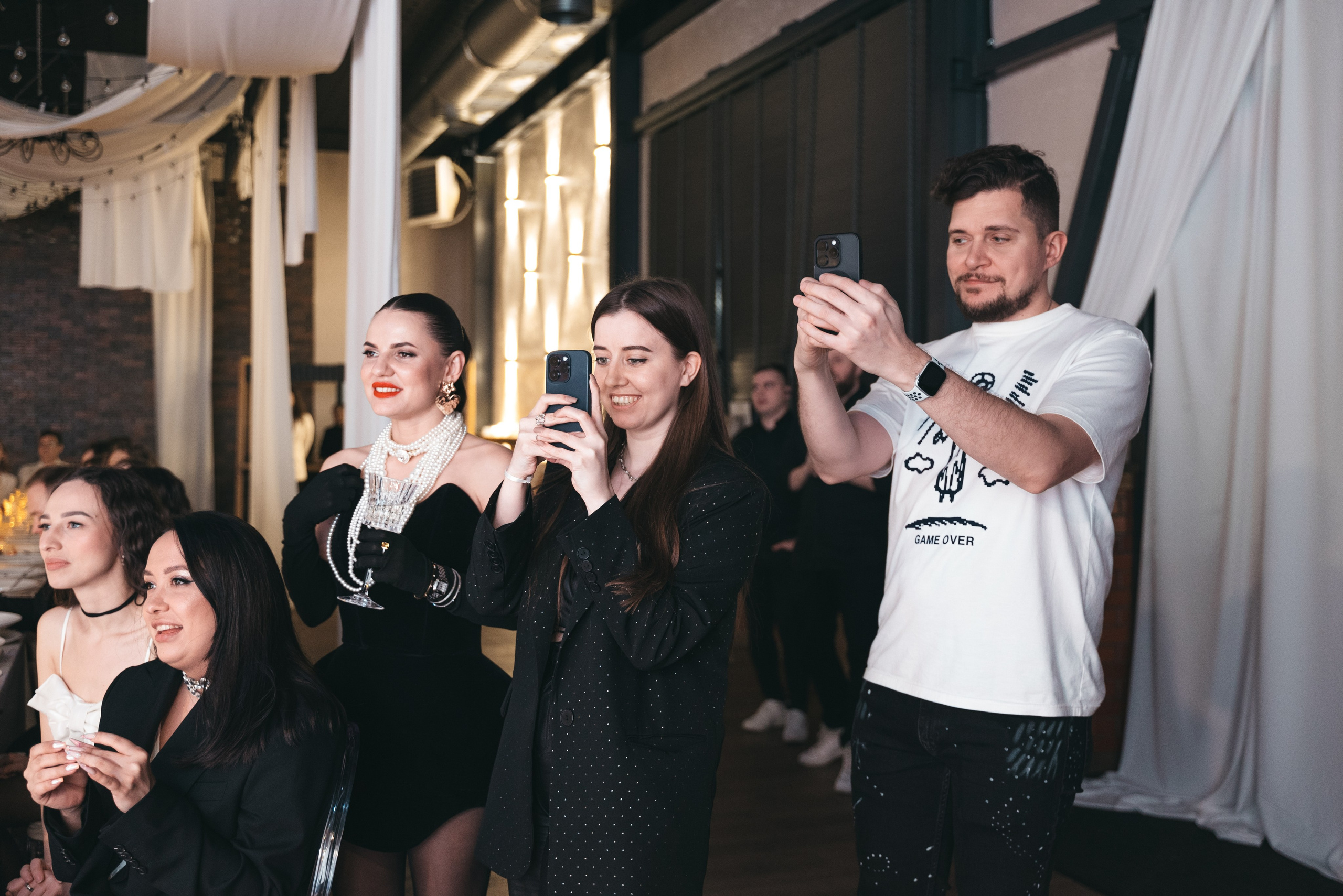 WhiteRoom Pre-wedding. Репортажный и свадебный фотограф в Сургуте