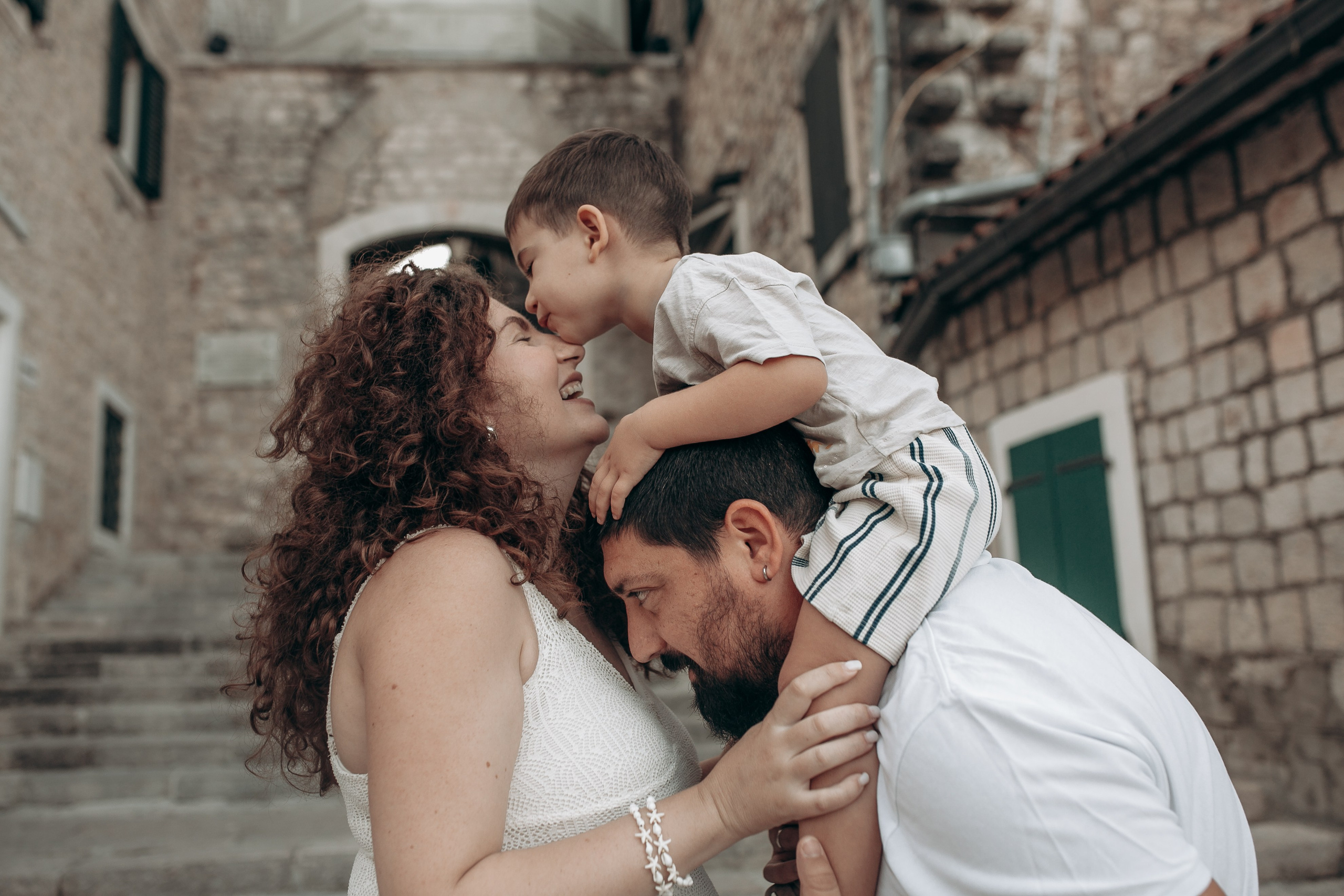 СЕМЕЙНАЯ ПРОГУЛКА В ХЕРЦЕГ НОВИ. Семейный и свадебный фотограф в Черногории Татьяна Белякова