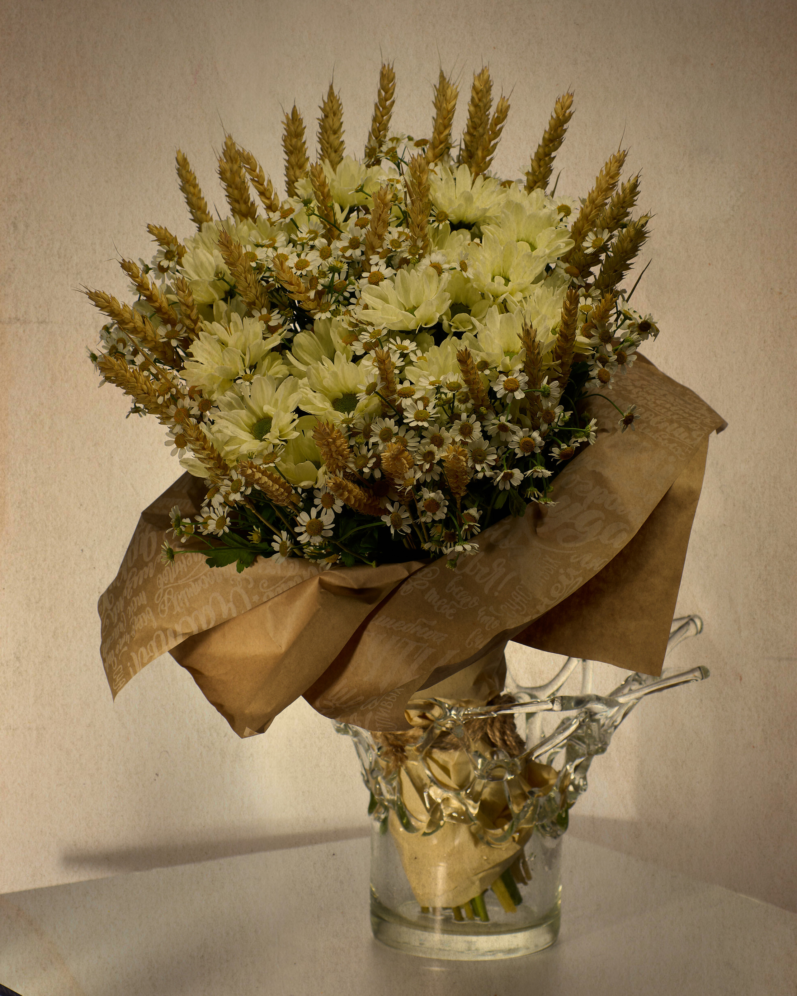 Студийная фотосъемка букетов. Предметный фотограф в Москве Раиса Белова