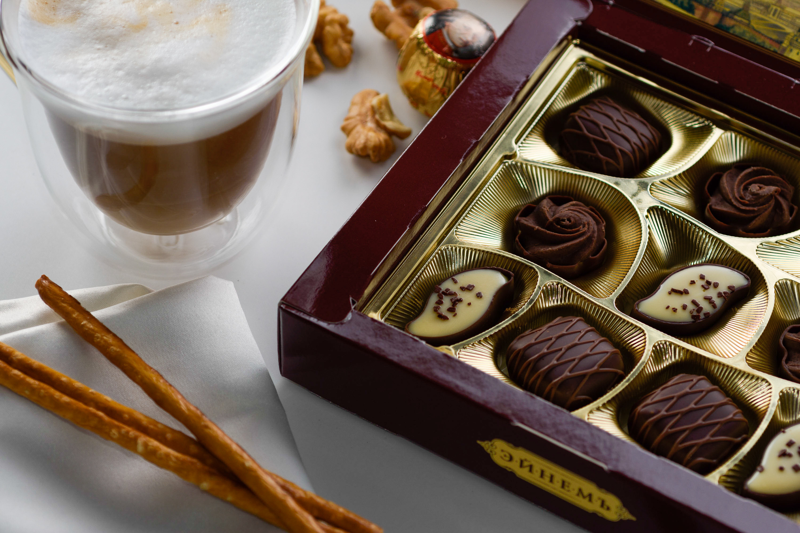 Кофе с конфетами Эйнемъ