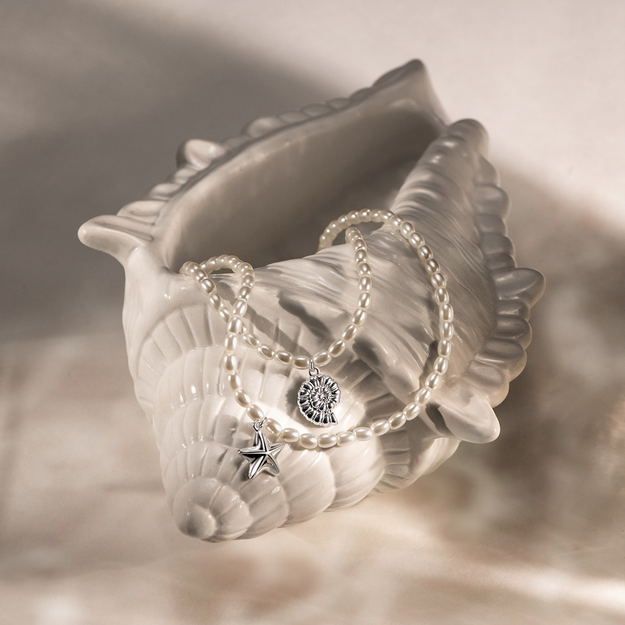 Съемка ювелирных украшений в Санкт-Петербурге. Фотосессия для маркетплейсов