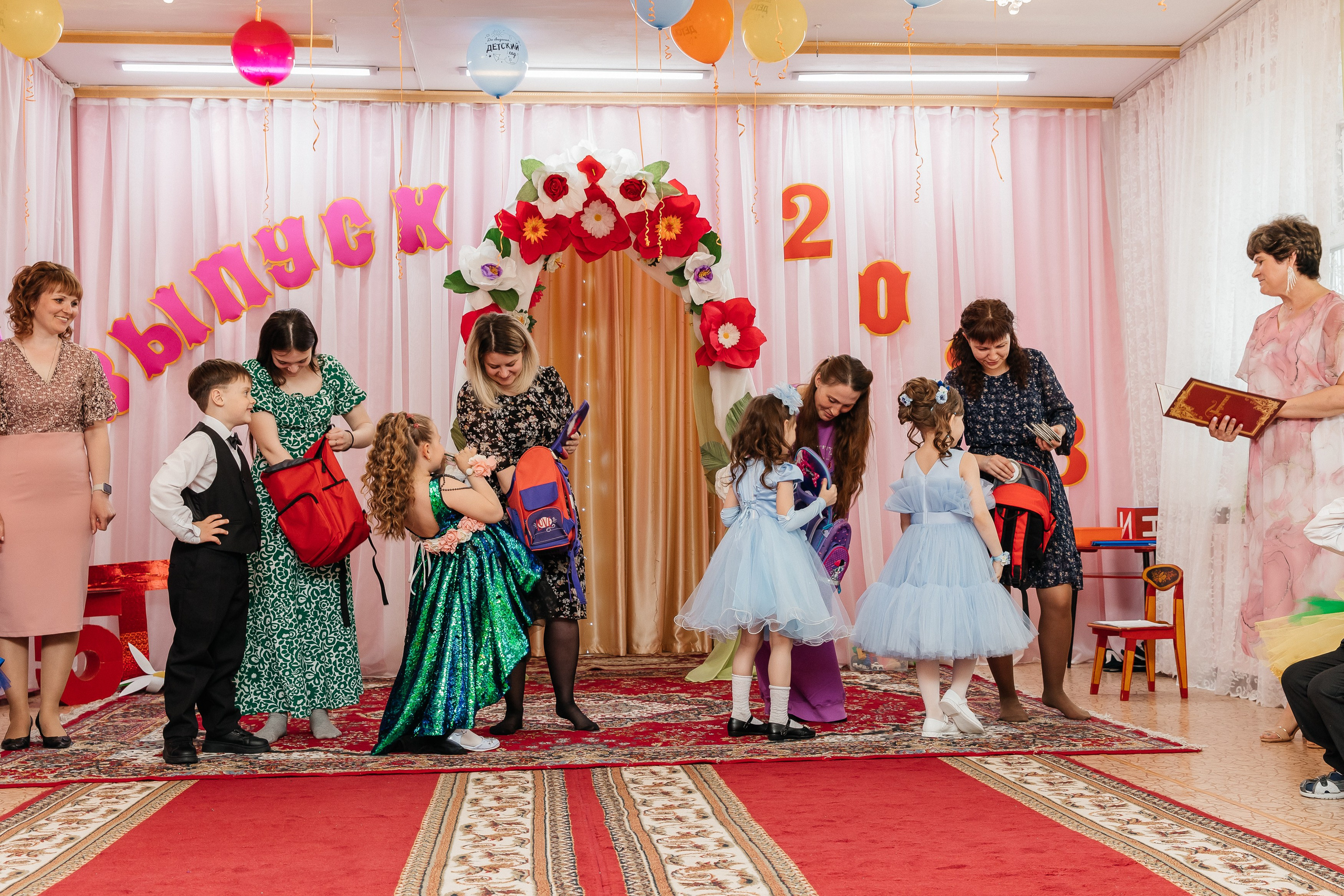 Выпускной Солнышко 2023. Воронистая Анастасия. Фотограф Якутия, Томпонский район