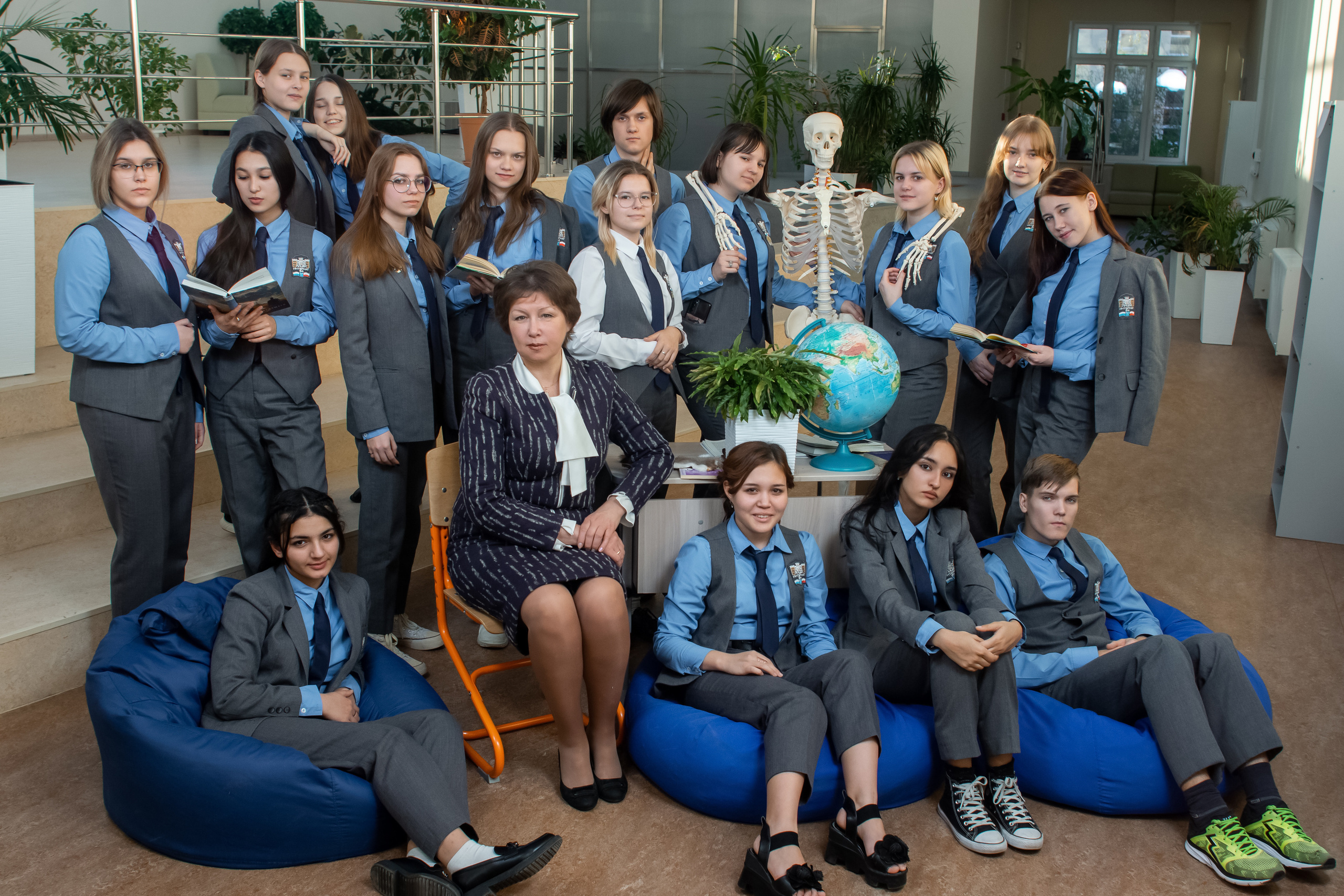 Фотосессия для альбома 11 кл лицей. Ольга Плаксина фотограф в Саратове