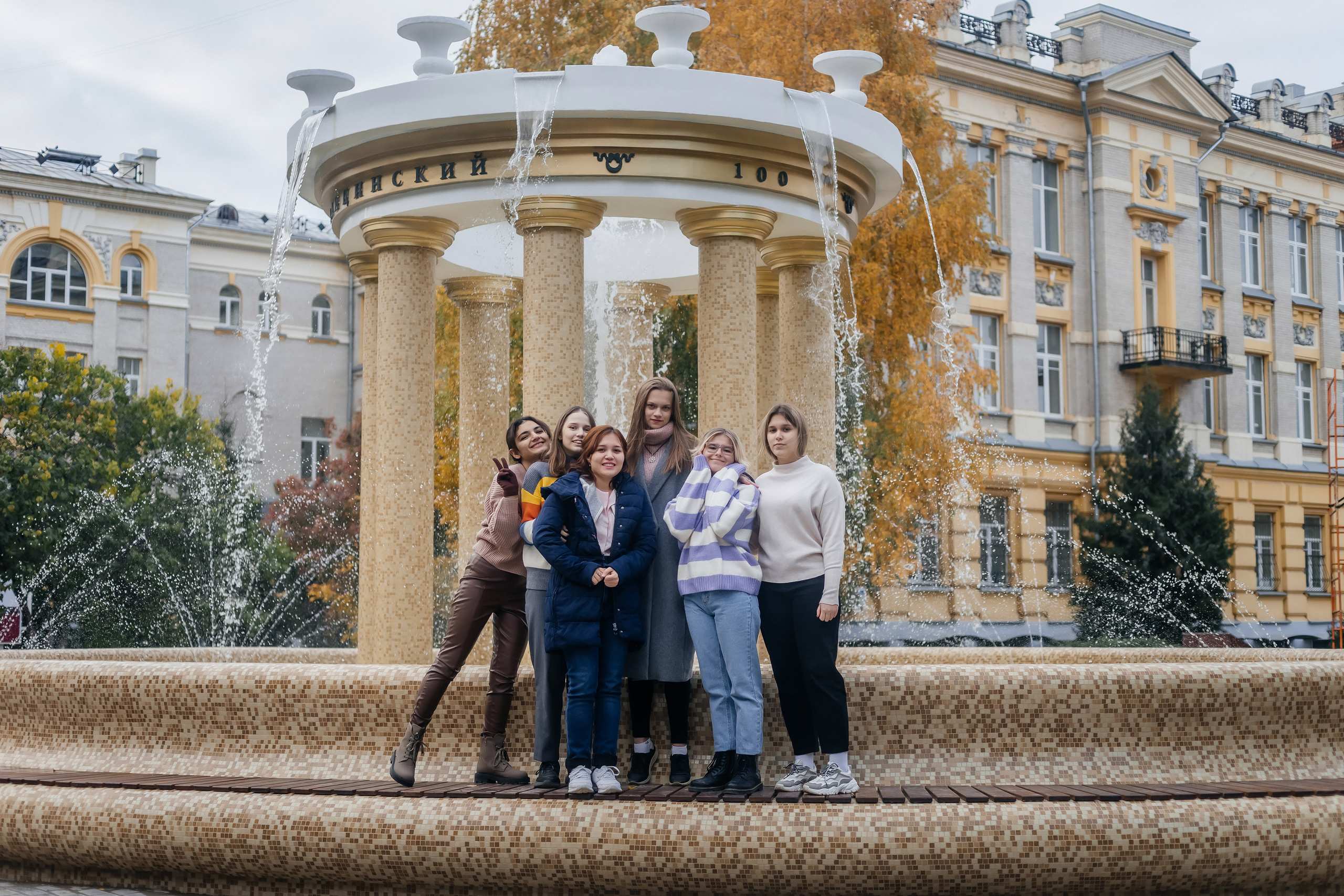 Фотосессия для альбома 11 кл лицей. Ольга Плаксина фотограф в Саратове