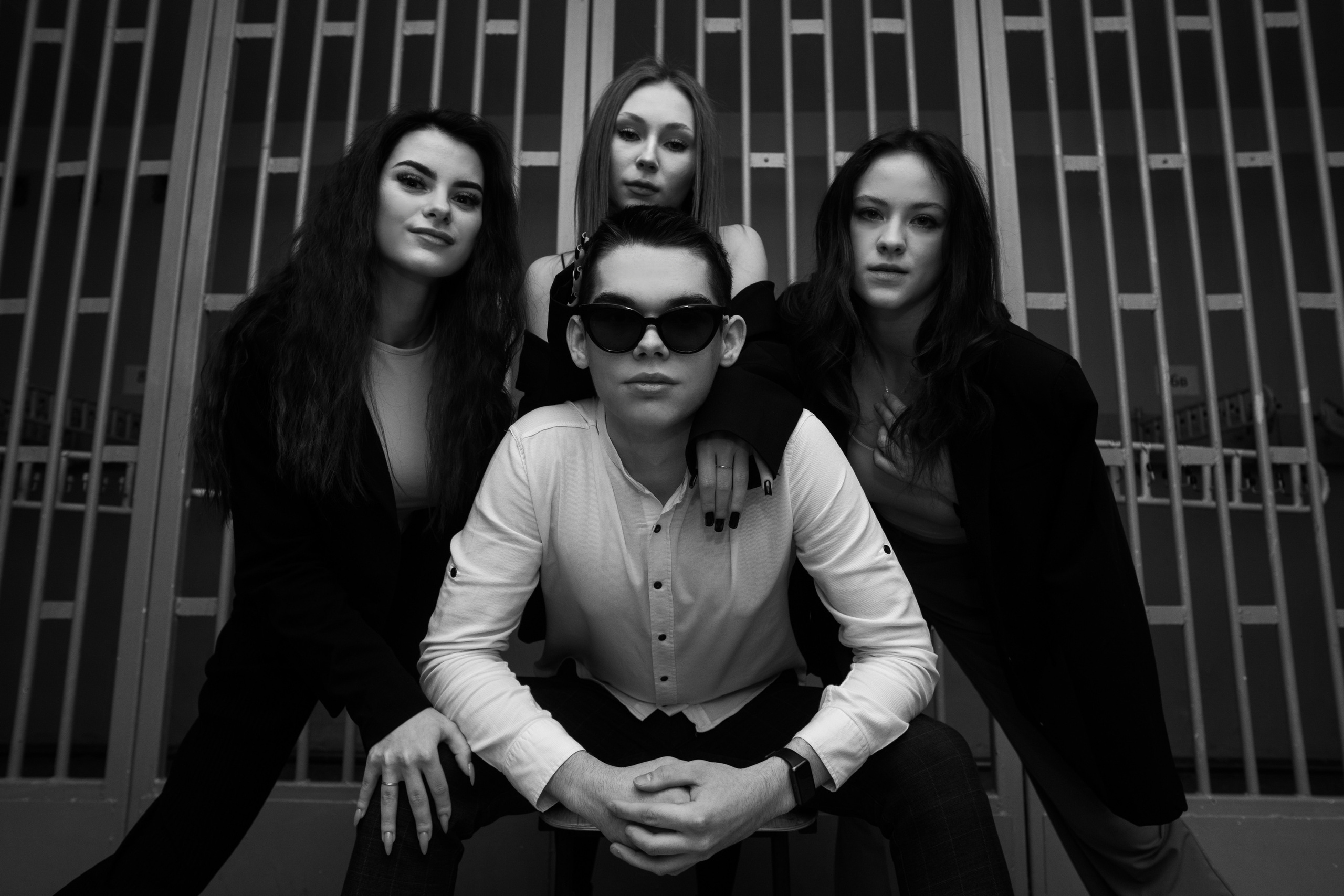 Фотосессия для альбома 11 кл. Ольга Плаксина фотограф в Саратове