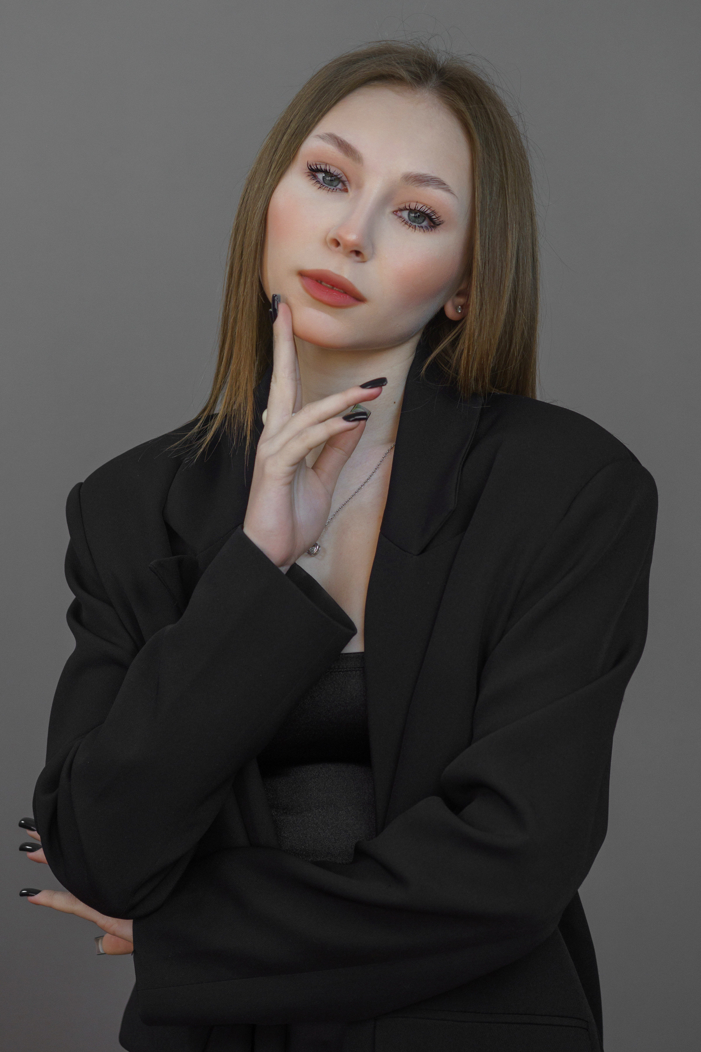 Фотосессия для альбома 11 кл. Ольга Плаксина фотограф в Саратове