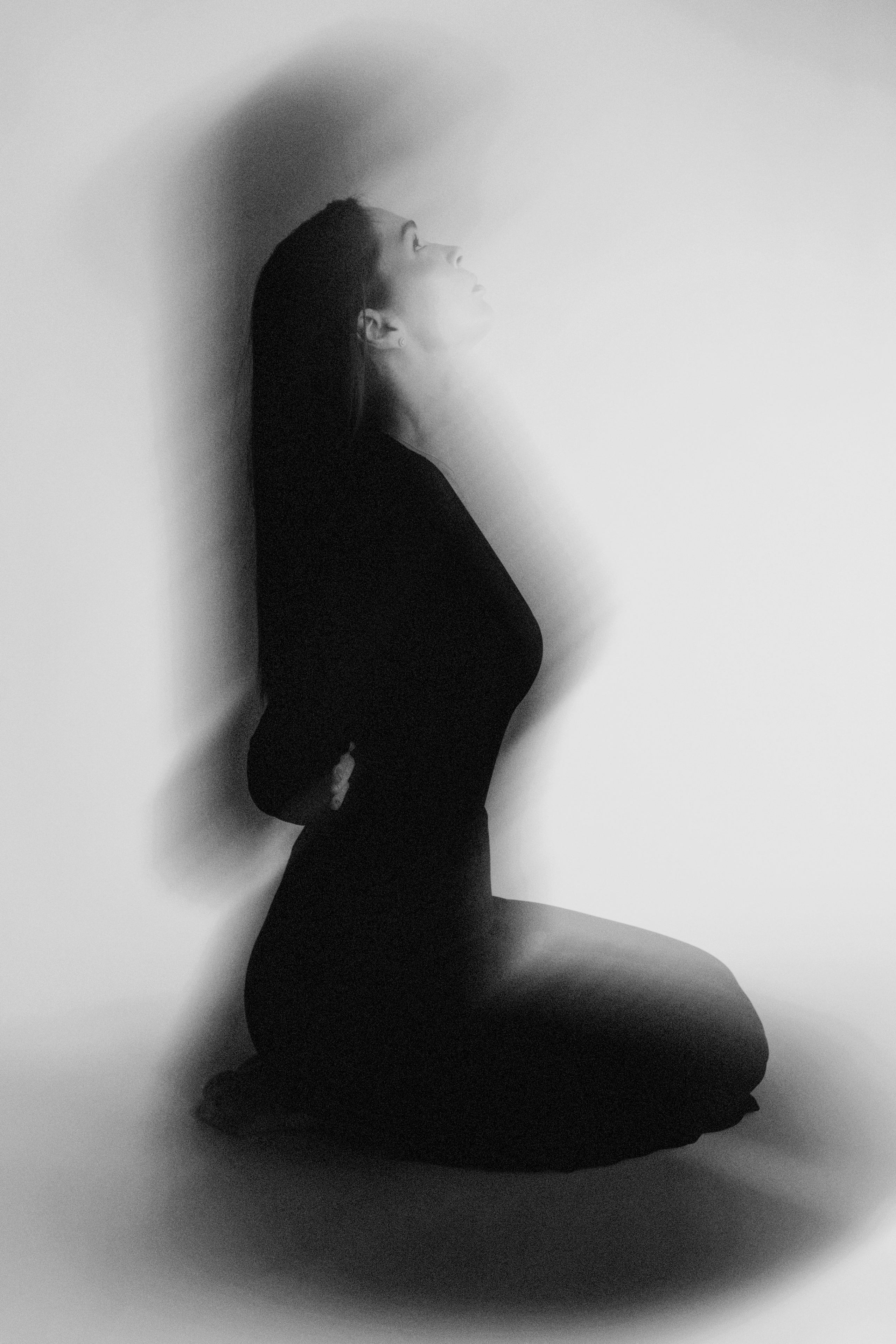 Motionless soul shadows. Фотограф. Великий Новгород. Женя