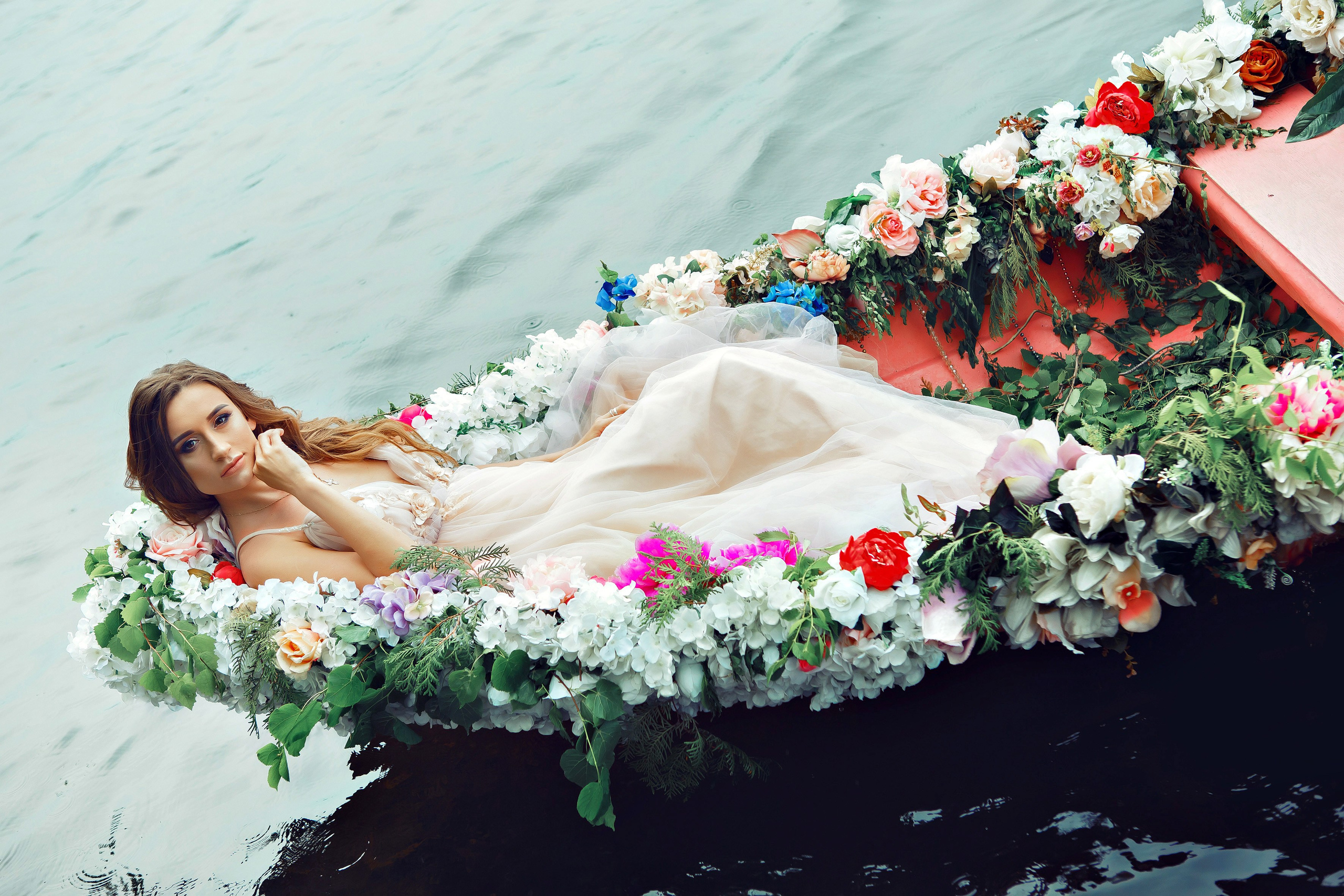 Цветочная Лодка. Свадебный и портретный Фотограф в Липецке Дмитрий Котюков