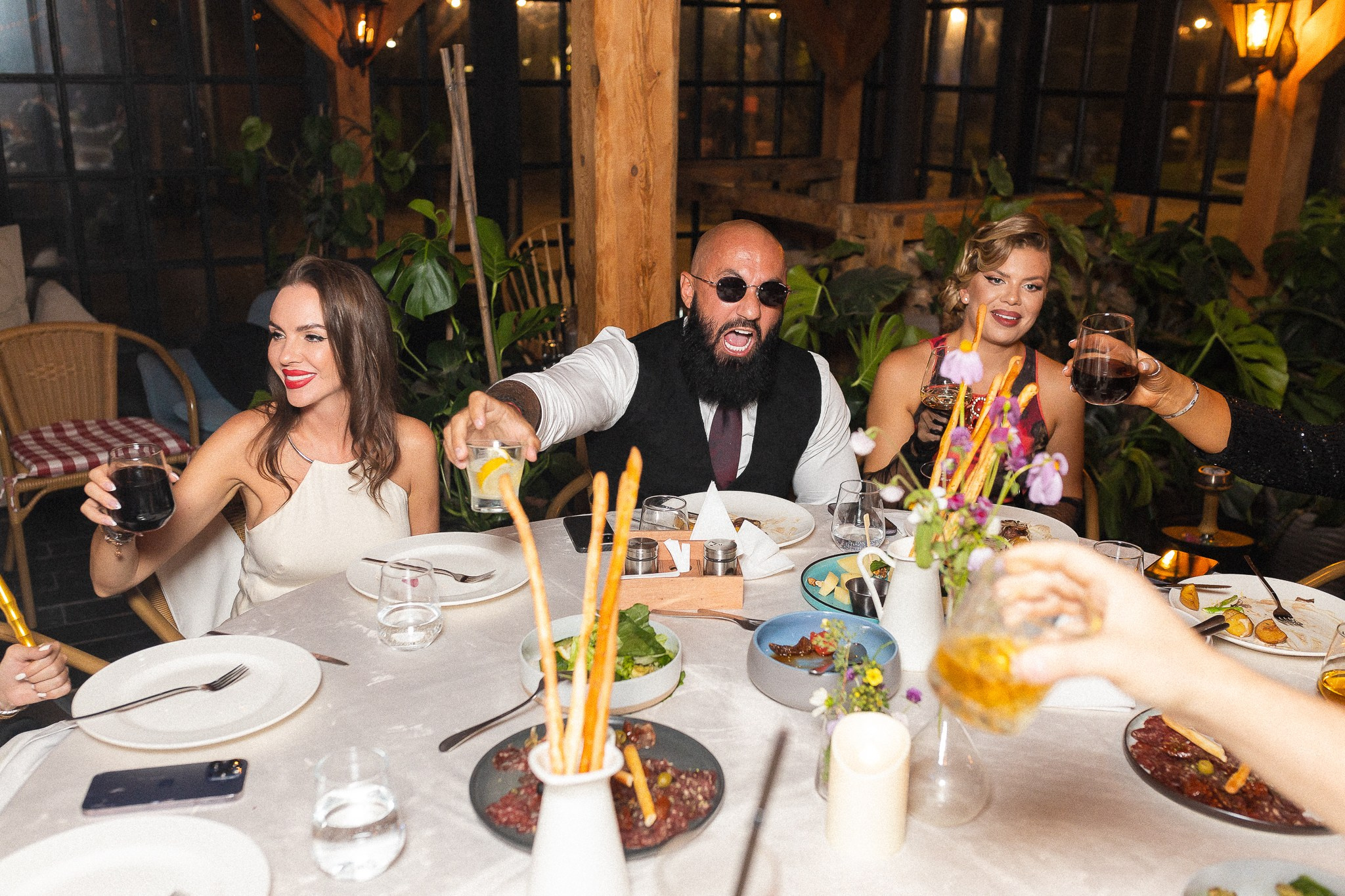 MIKHAIL VASSILYEV — Свадебный и Репортажный фотограф в Алматы