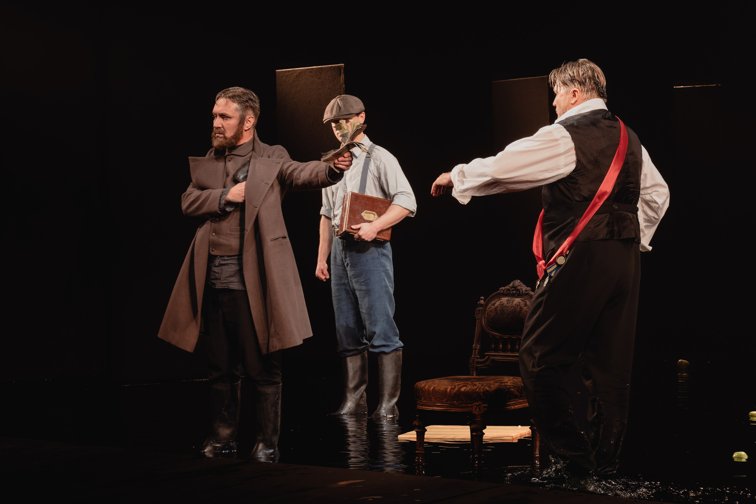 Театр Маяковского: Лес. Сайт фотографа Сергея Абрамова