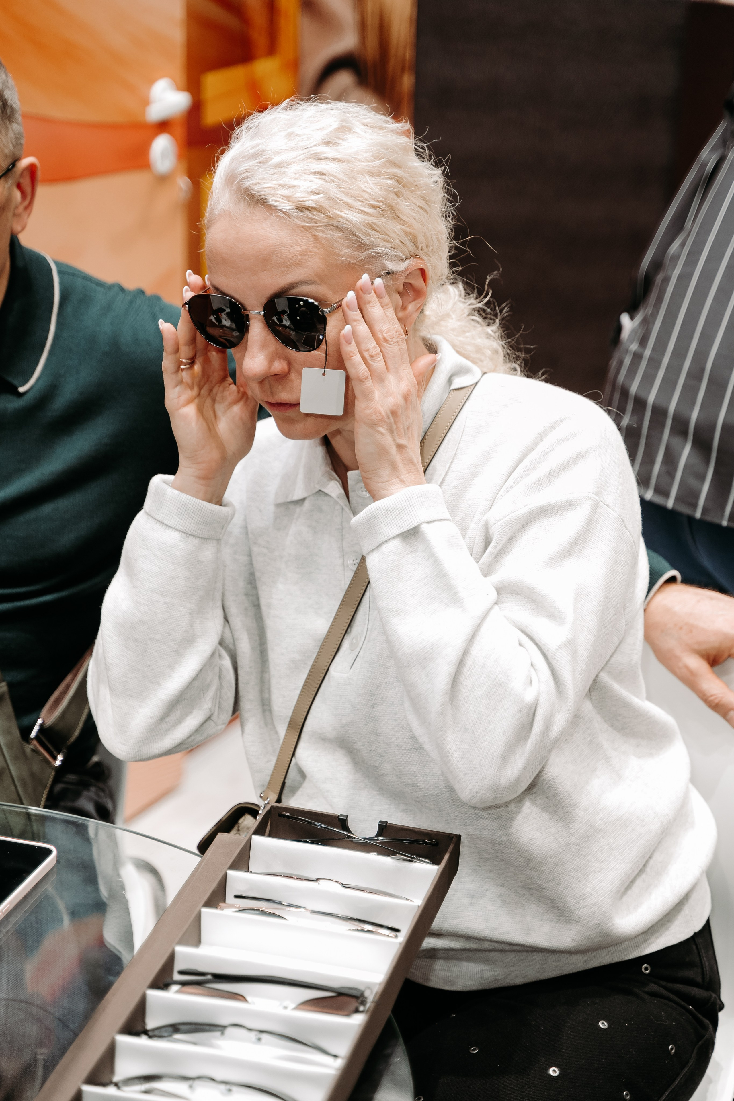 Оптическая_выставка. Репортажный и свадебный фотограф в Москве Рая Небогатова