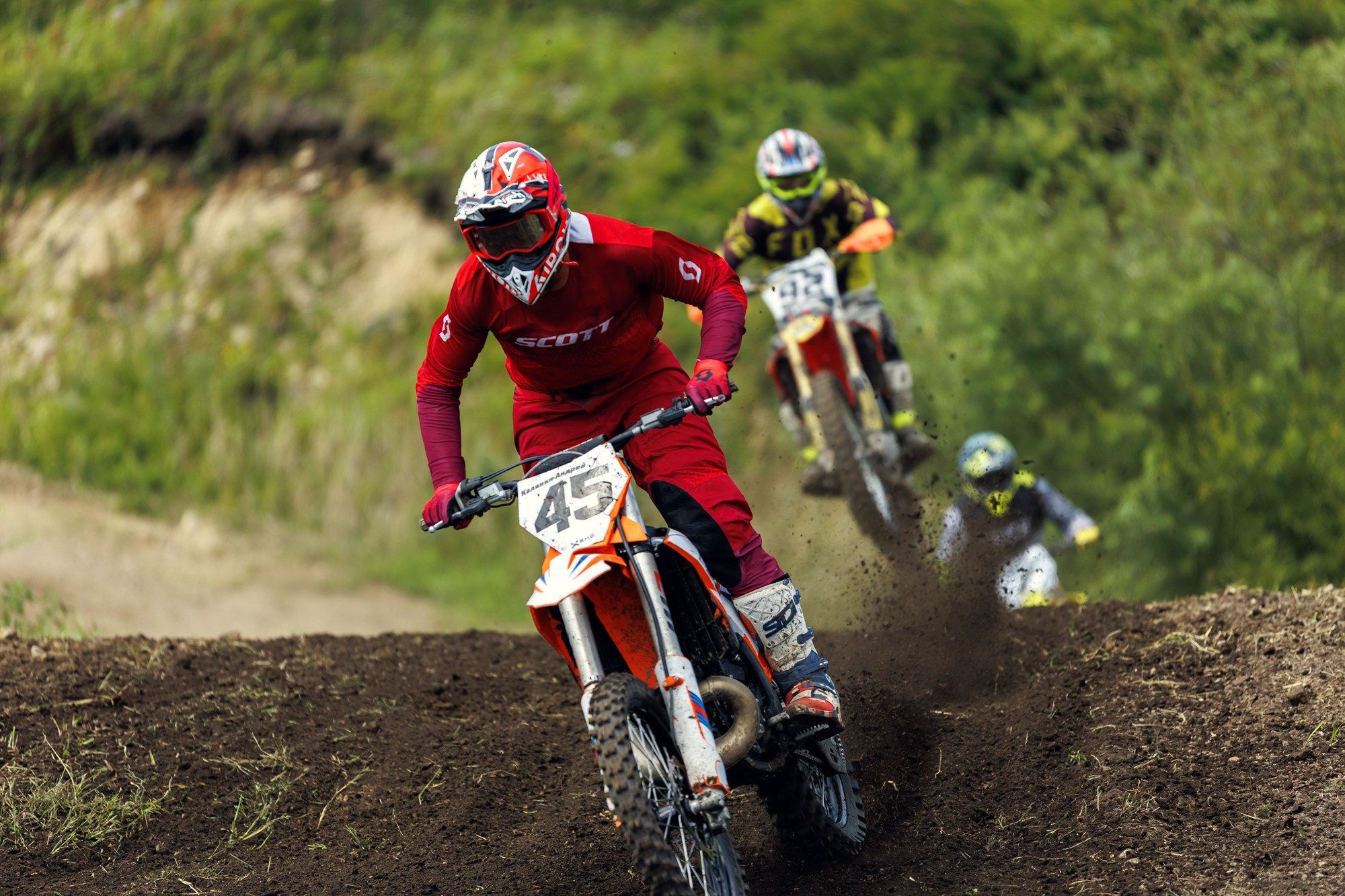 Мотокросс 2025. Андрей Кровлин — фотограф в Славянке