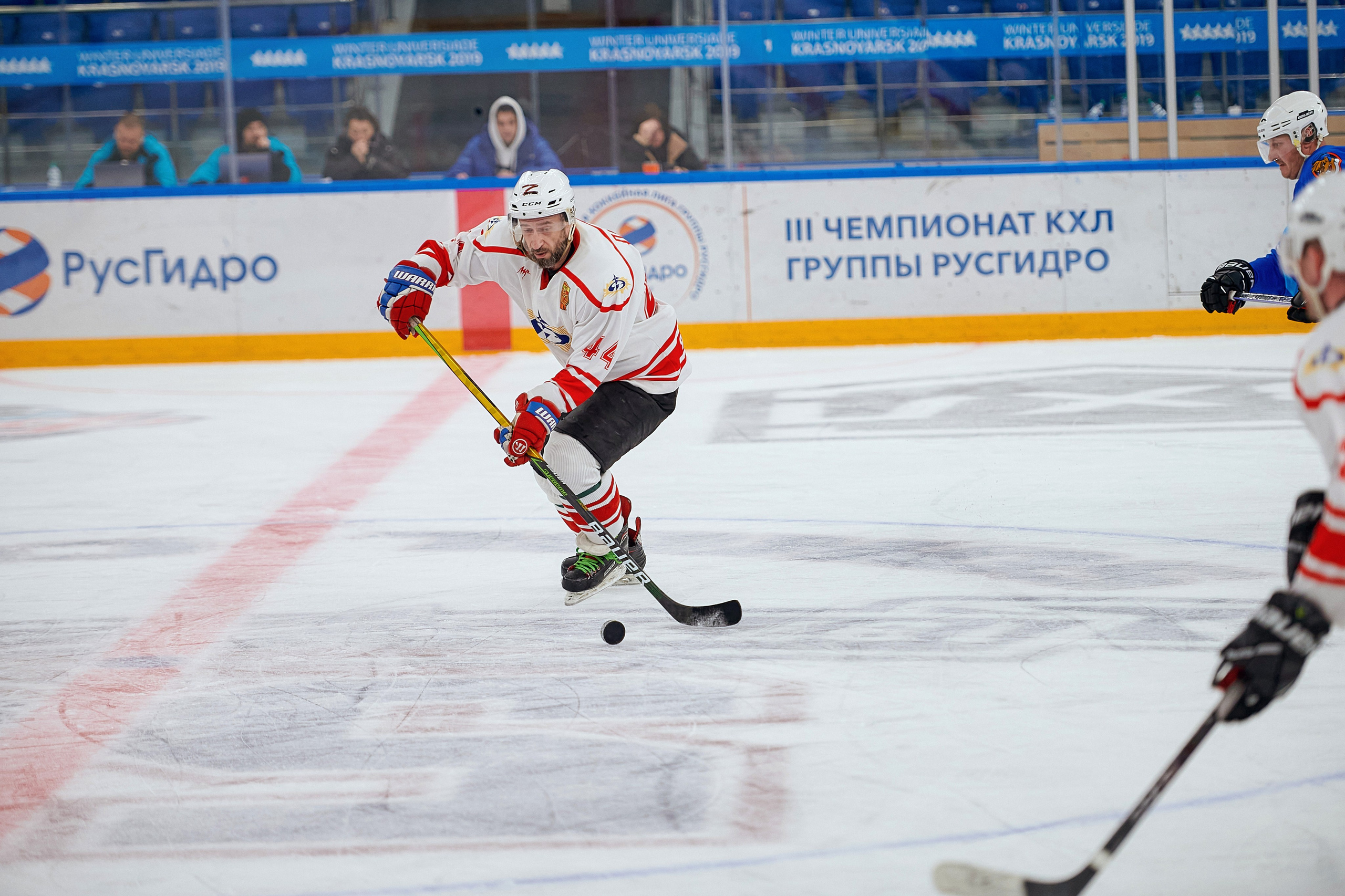 Портфолио репортажной фотосъёмки: Кристалл арена — Хоккей — РусГидро. Фотограф Яковлев Роман — Красноярск