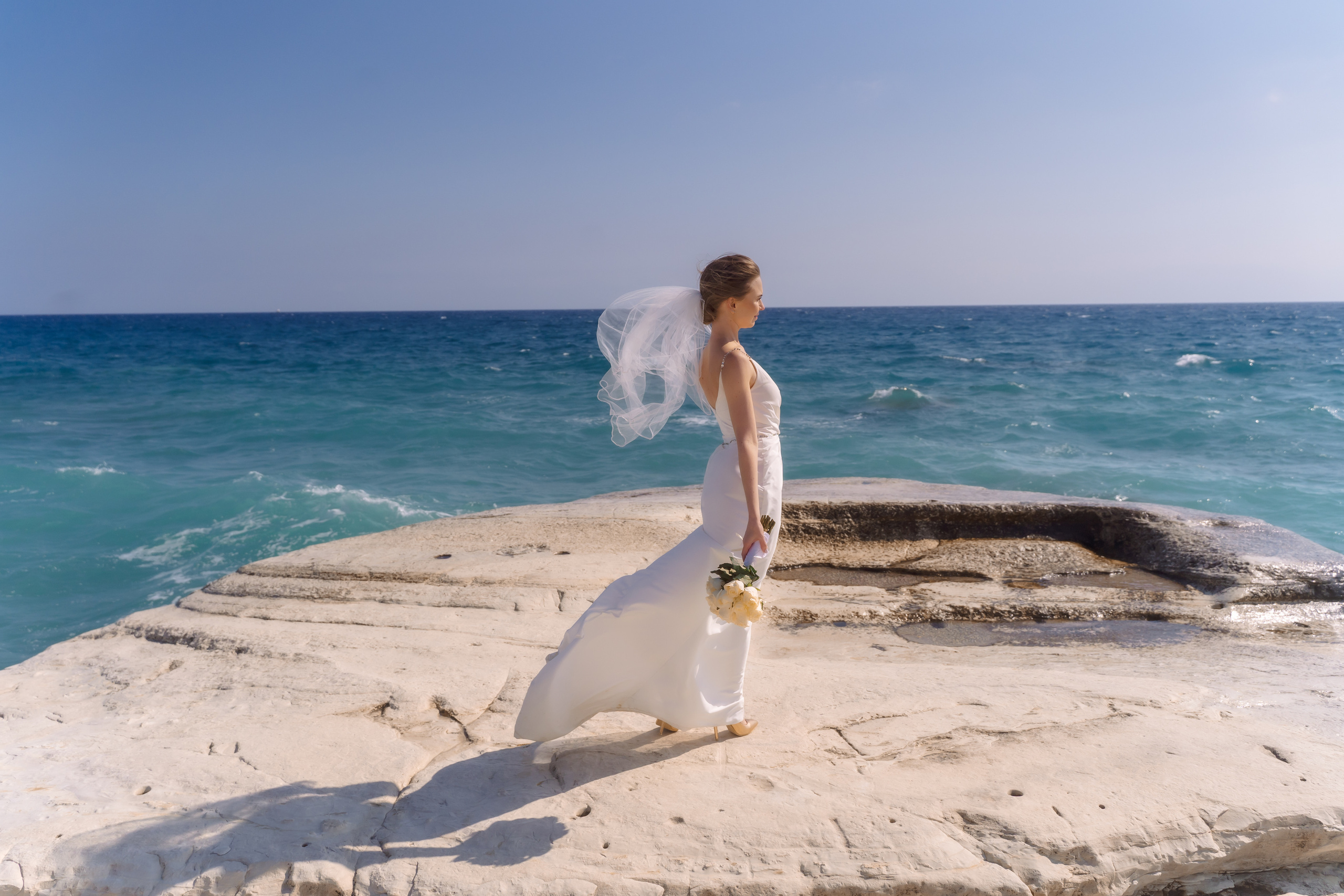 Елена и Алексей 27.03.2023 Кипр. Белые скалы. Свадебный и семейный фотограф Ирина Чернова