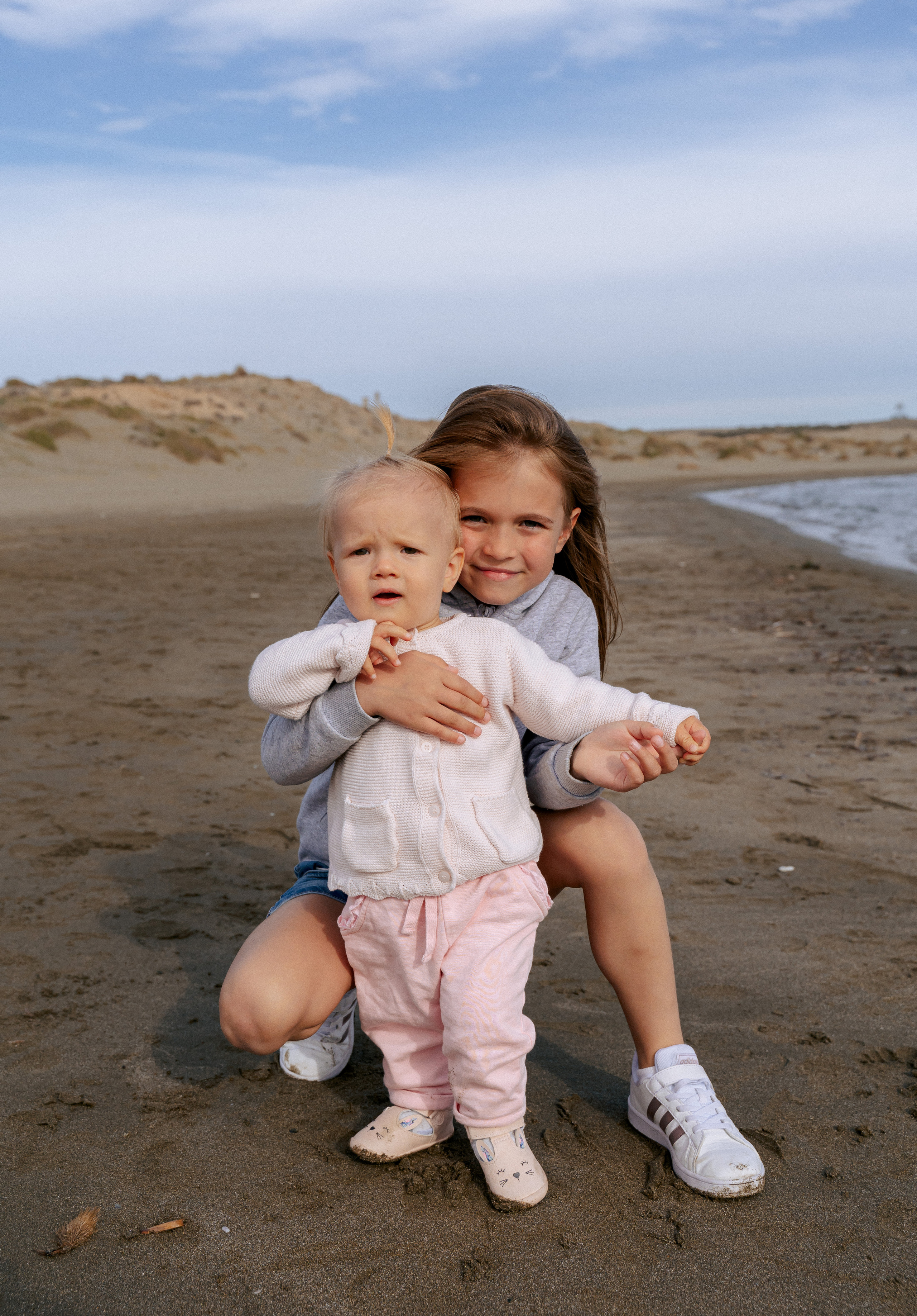 Стас, Аня, Вика и Лера. Семейная фотосессия для большой семьи. Свадебный и семейный фотограф Ирина Чернова
