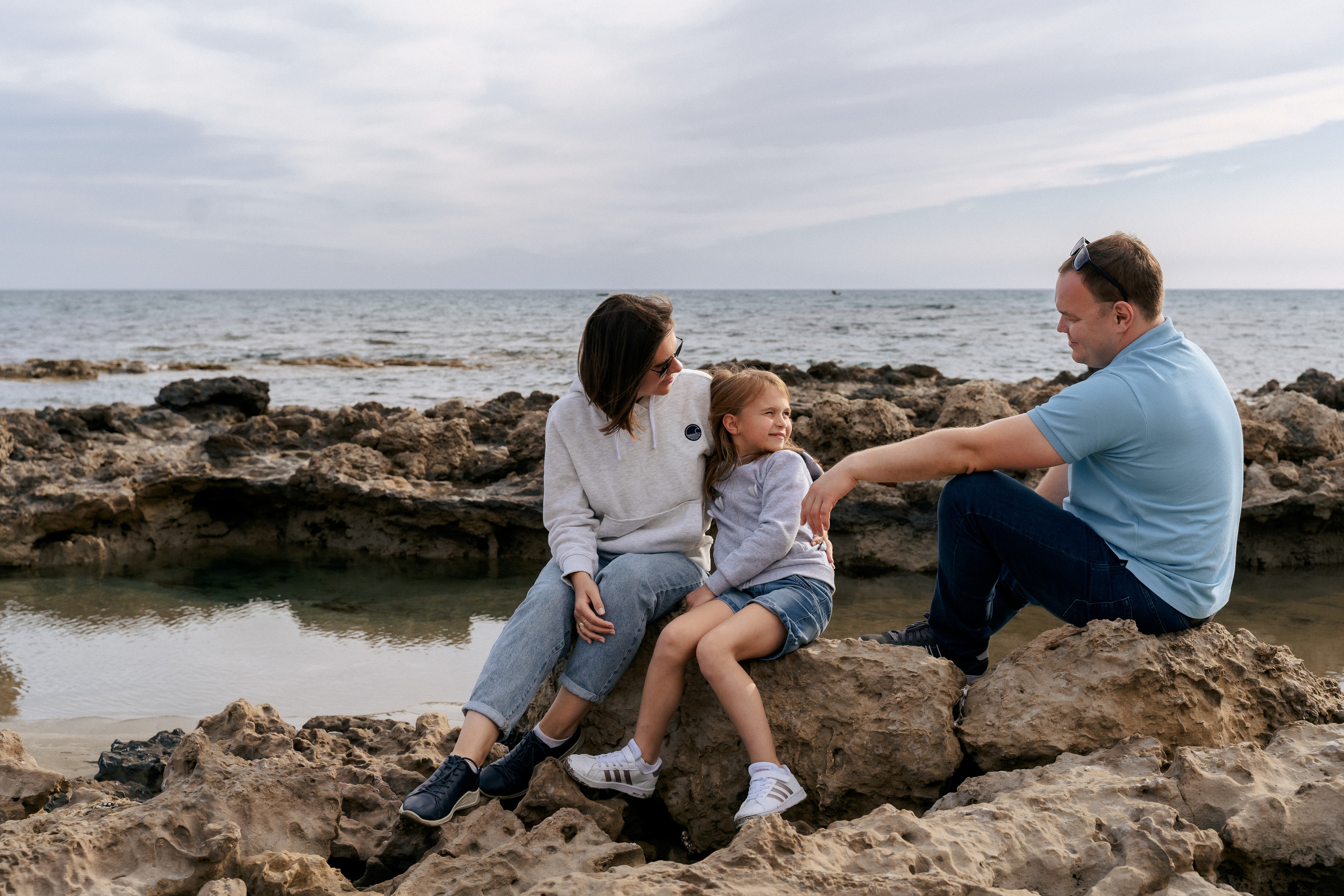 Стас, Аня, Вика и Лера. Семейная фотосессия для большой семьи. Свадебный и семейный фотограф Ирина Чернова