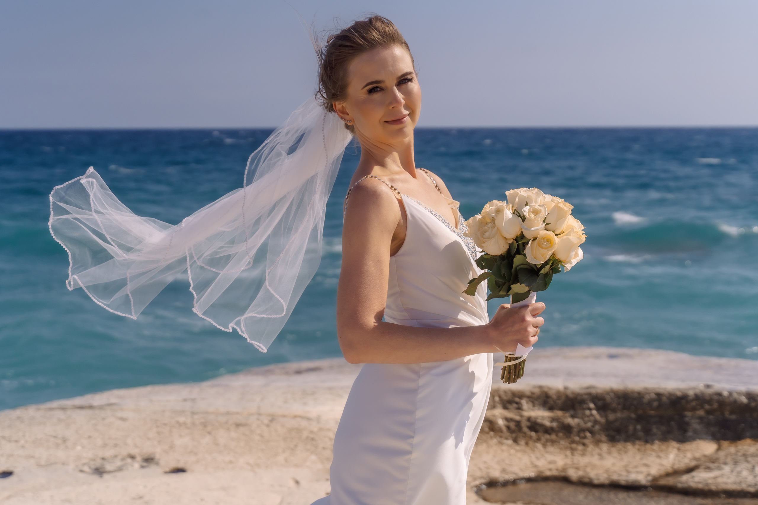 Елена и Алексей 27.03.2023 Кипр. Белые скалы. Свадебный и семейный фотограф Ирина Чернова