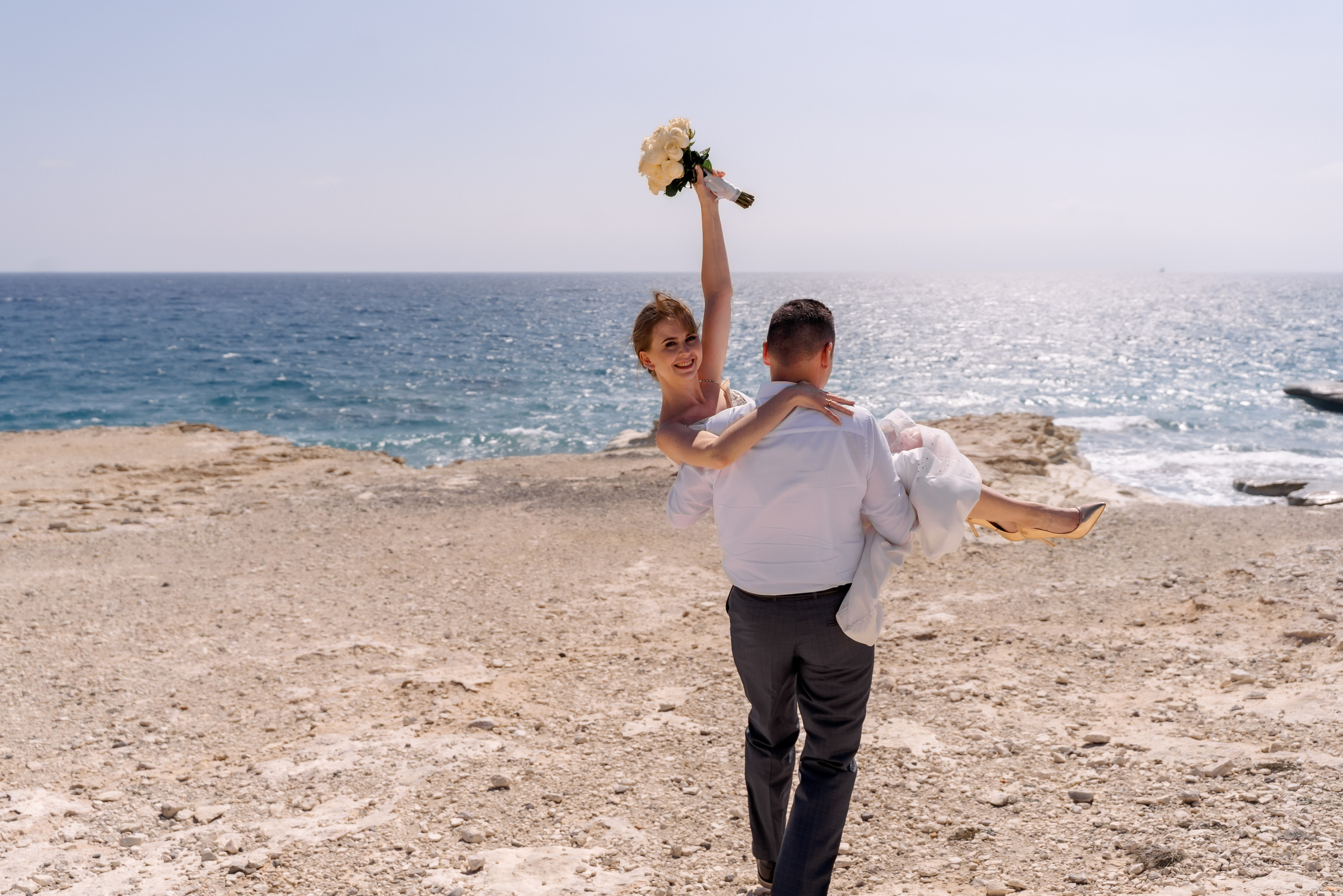Елена и Алексей 27.03.2023 Кипр. Белые скалы. Свадебный и семейный фотограф Ирина Чернова