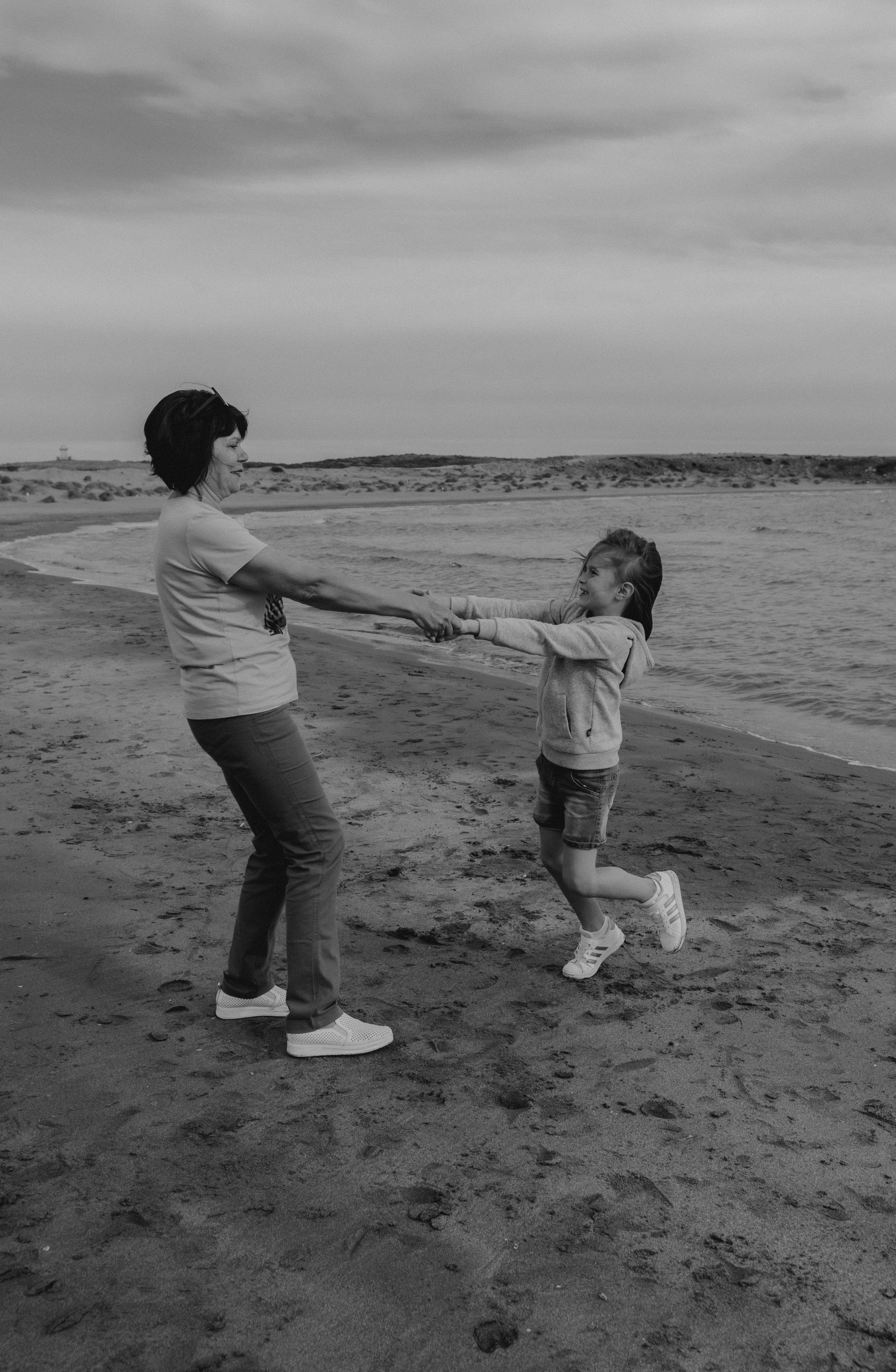 Стас, Аня, Вика и Лера. Семейная фотосессия для большой семьи. Свадебный и семейный фотограф Ирина Чернова