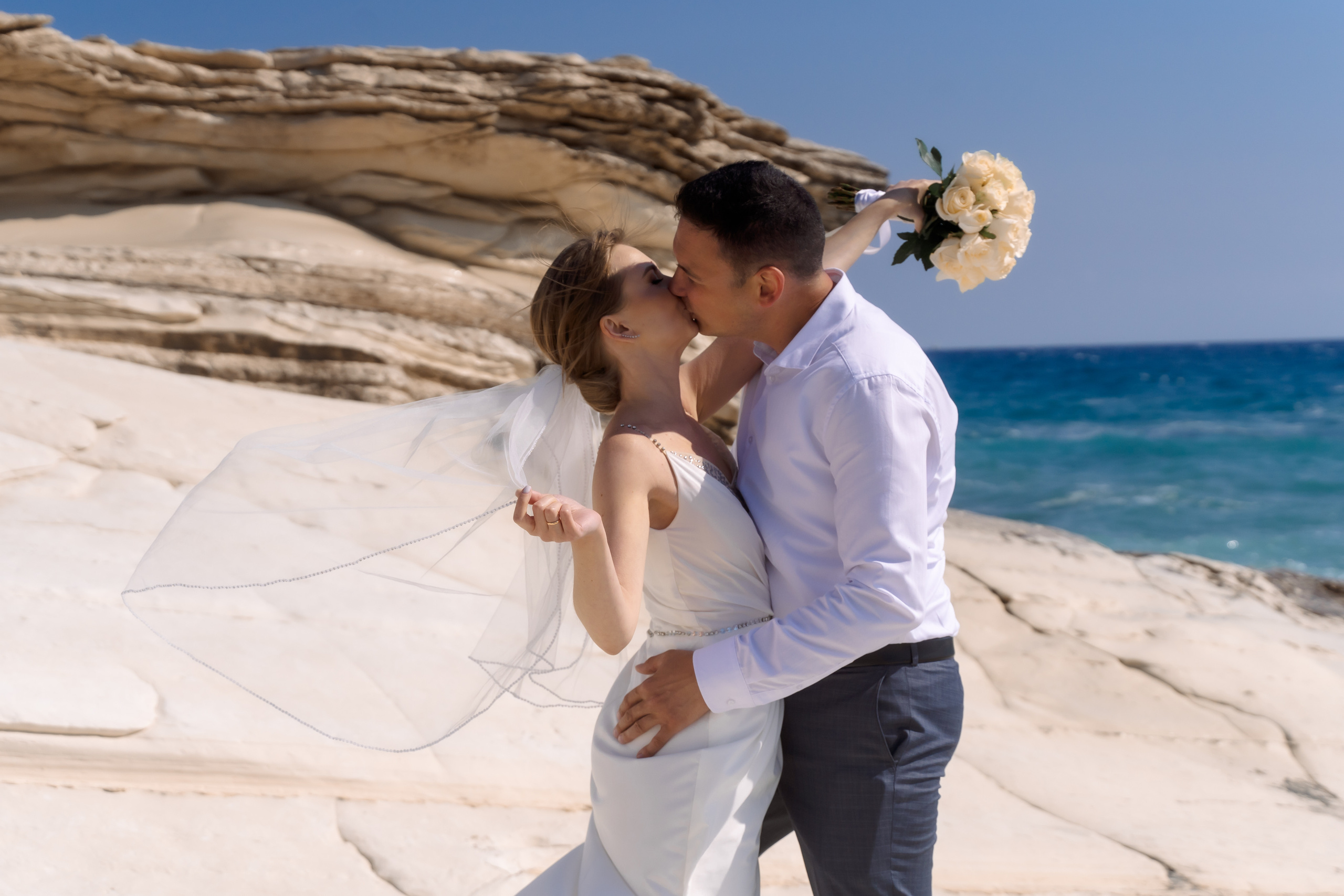 Елена и Алексей 27.03.2023 Кипр. Белые скалы. Свадебный и семейный фотограф Ирина Чернова