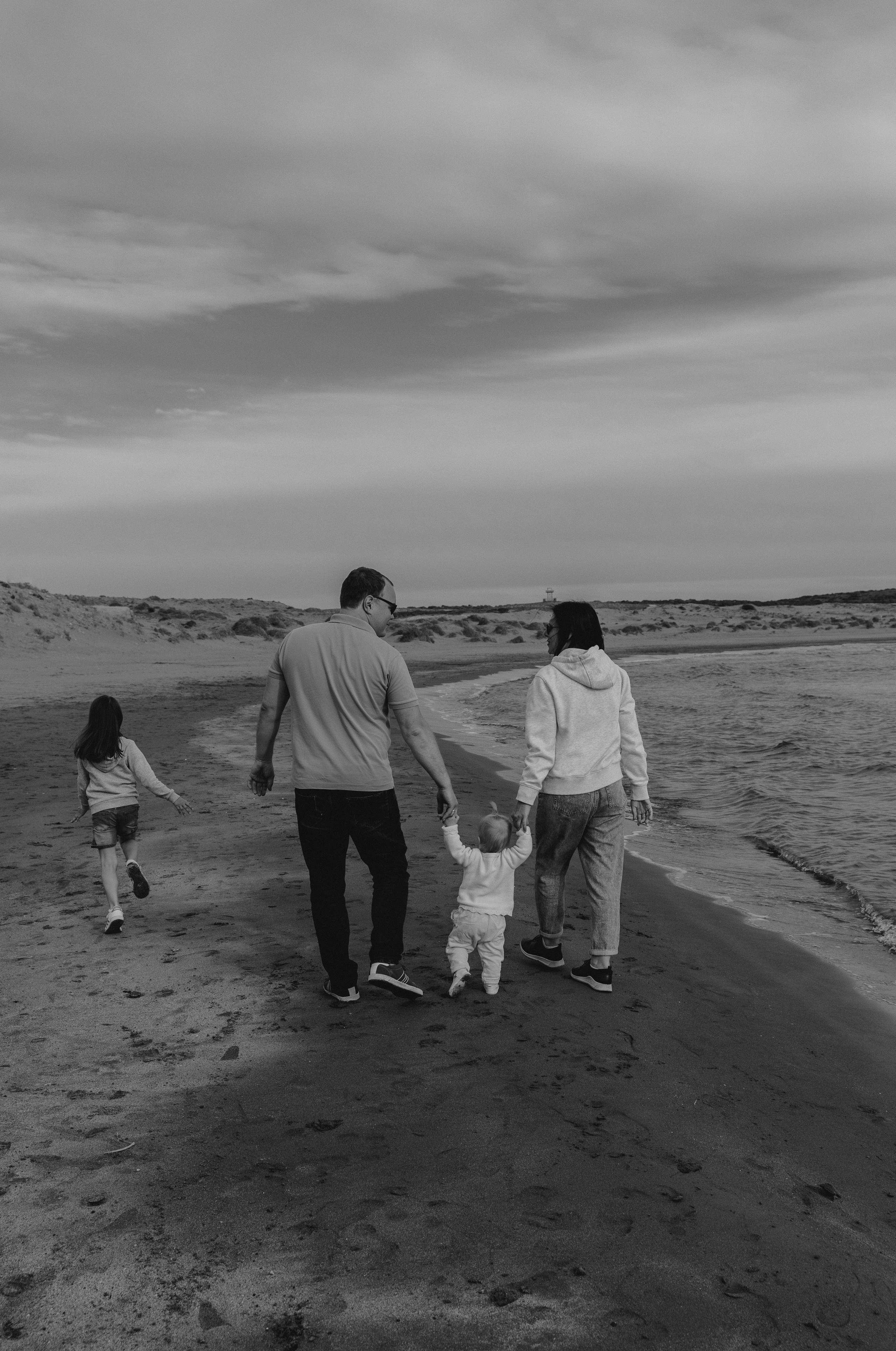 Стас, Аня, Вика и Лера. Семейная фотосессия для большой семьи. Свадебный и семейный фотограф Ирина Чернова