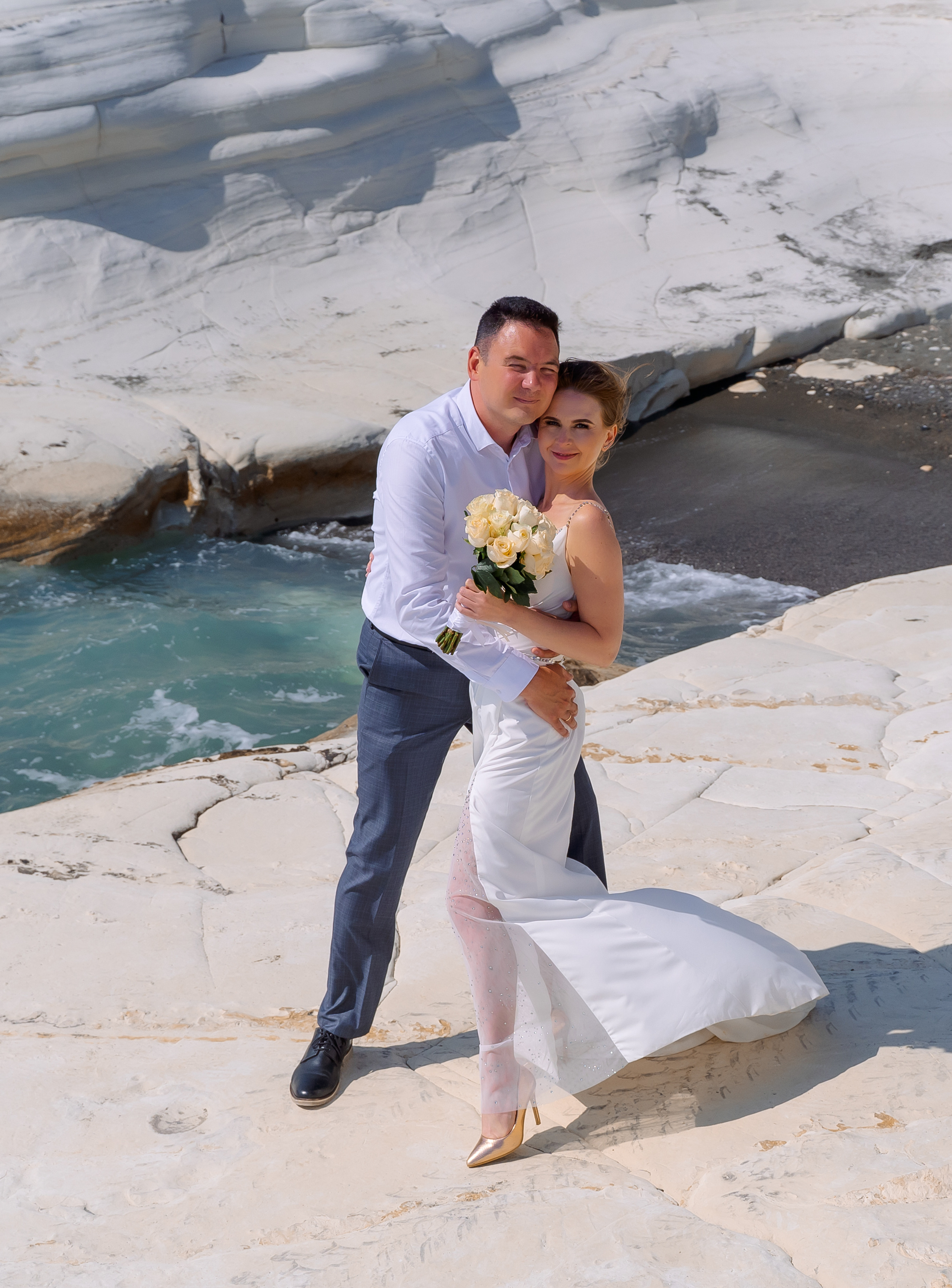 Елена и Алексей 27.03.2023 Кипр. Белые скалы. Свадебный и семейный фотограф Ирина Чернова