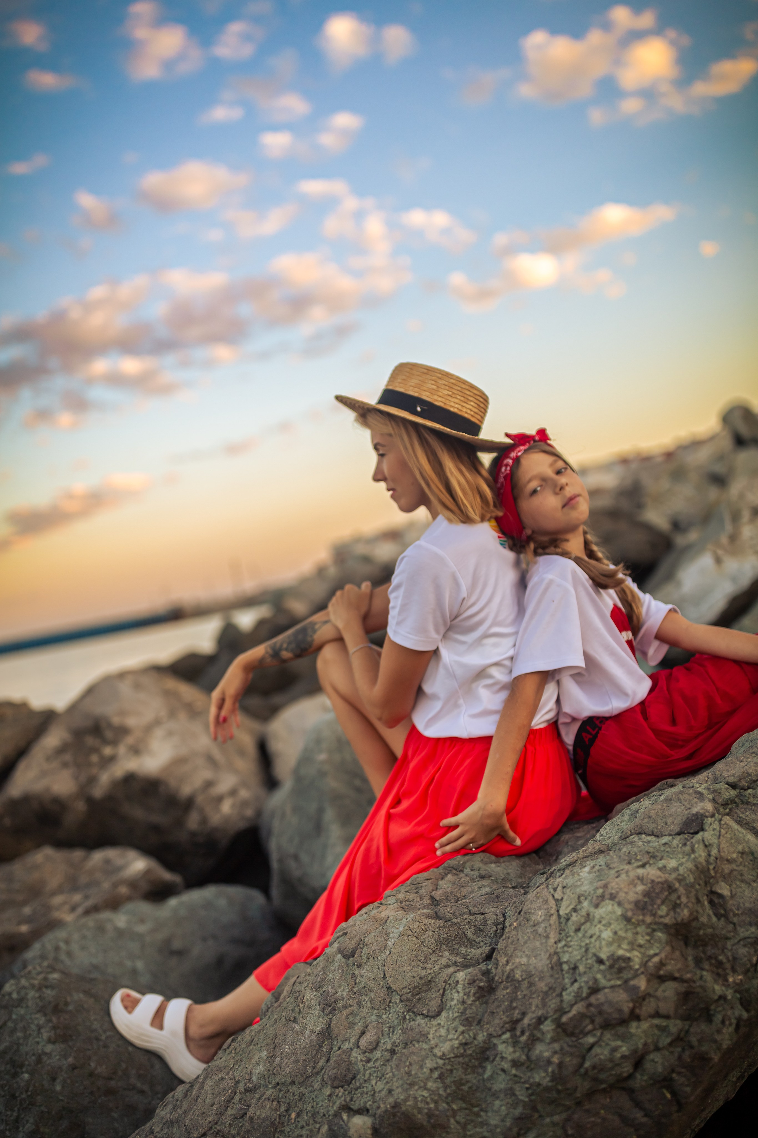 Семейная фотосессия у моря. Контент фотограф для экспертов в соцсетях Алена Собора Москва