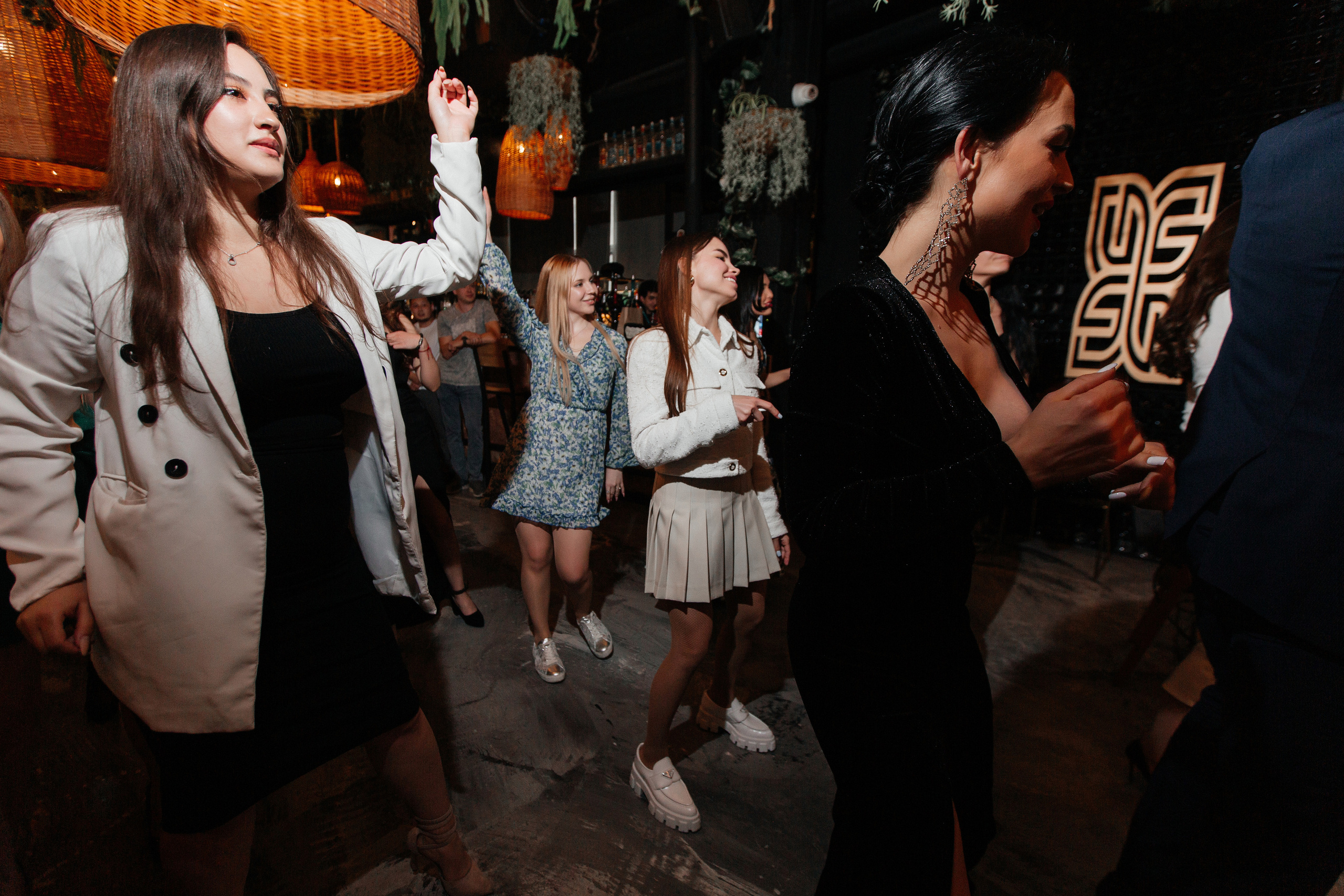 АВАНГАРД 8 лет. Свадебный фотограф Алматы Arhipov