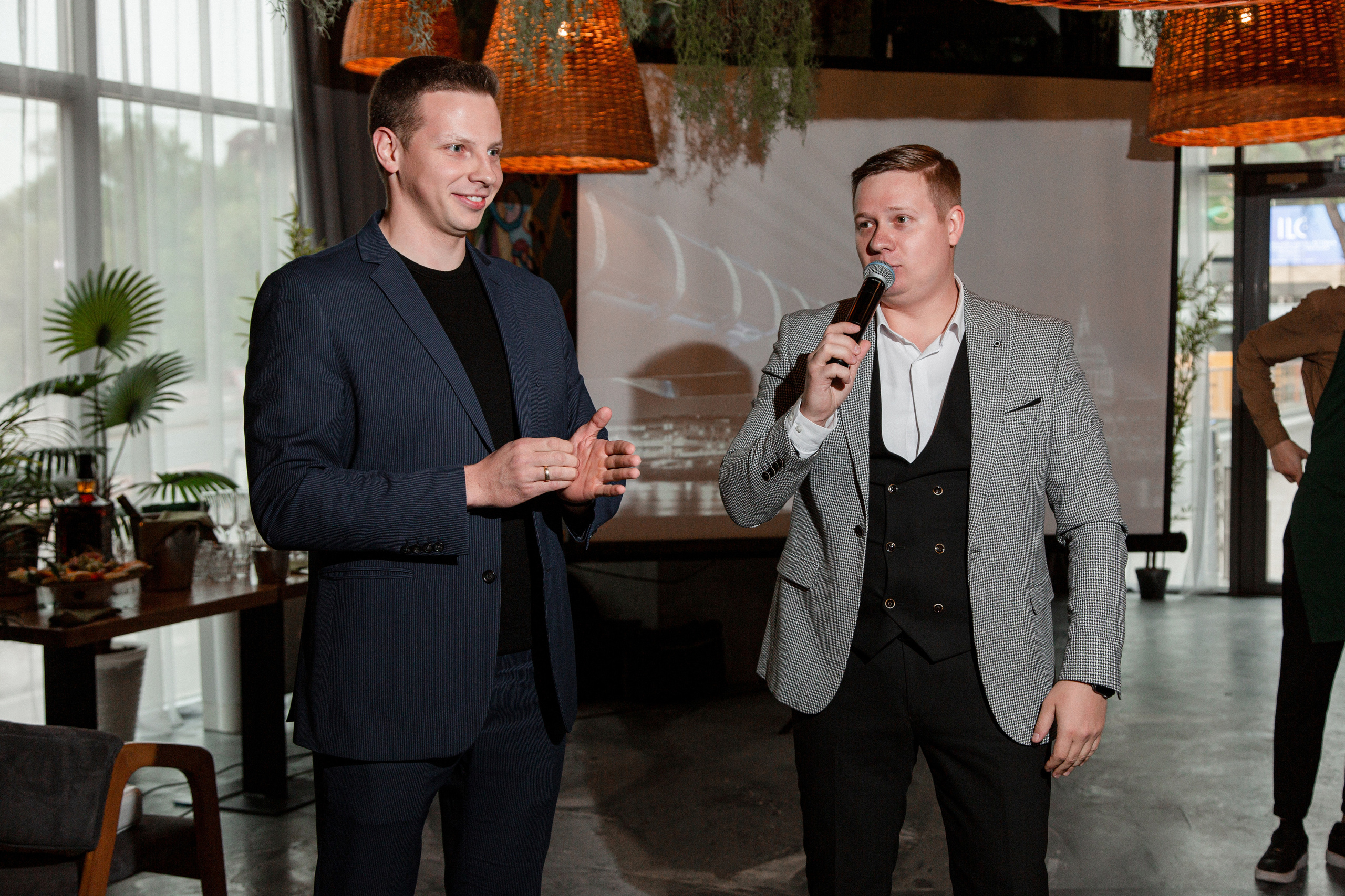 АВАНГАРД 8 лет. Свадебный фотограф Алматы Arhipov