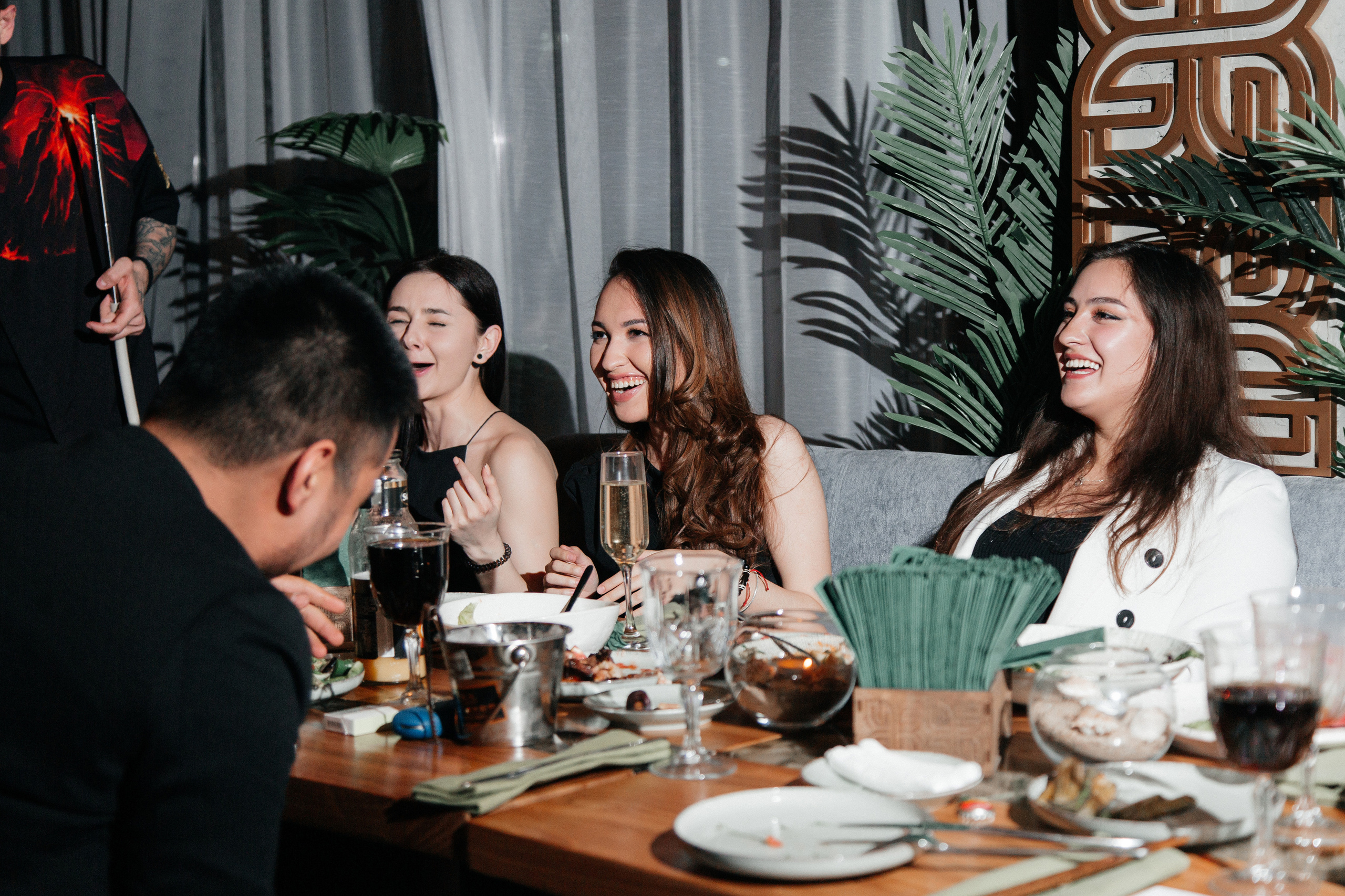 АВАНГАРД 8 лет. Свадебный фотограф Алматы Arhipov