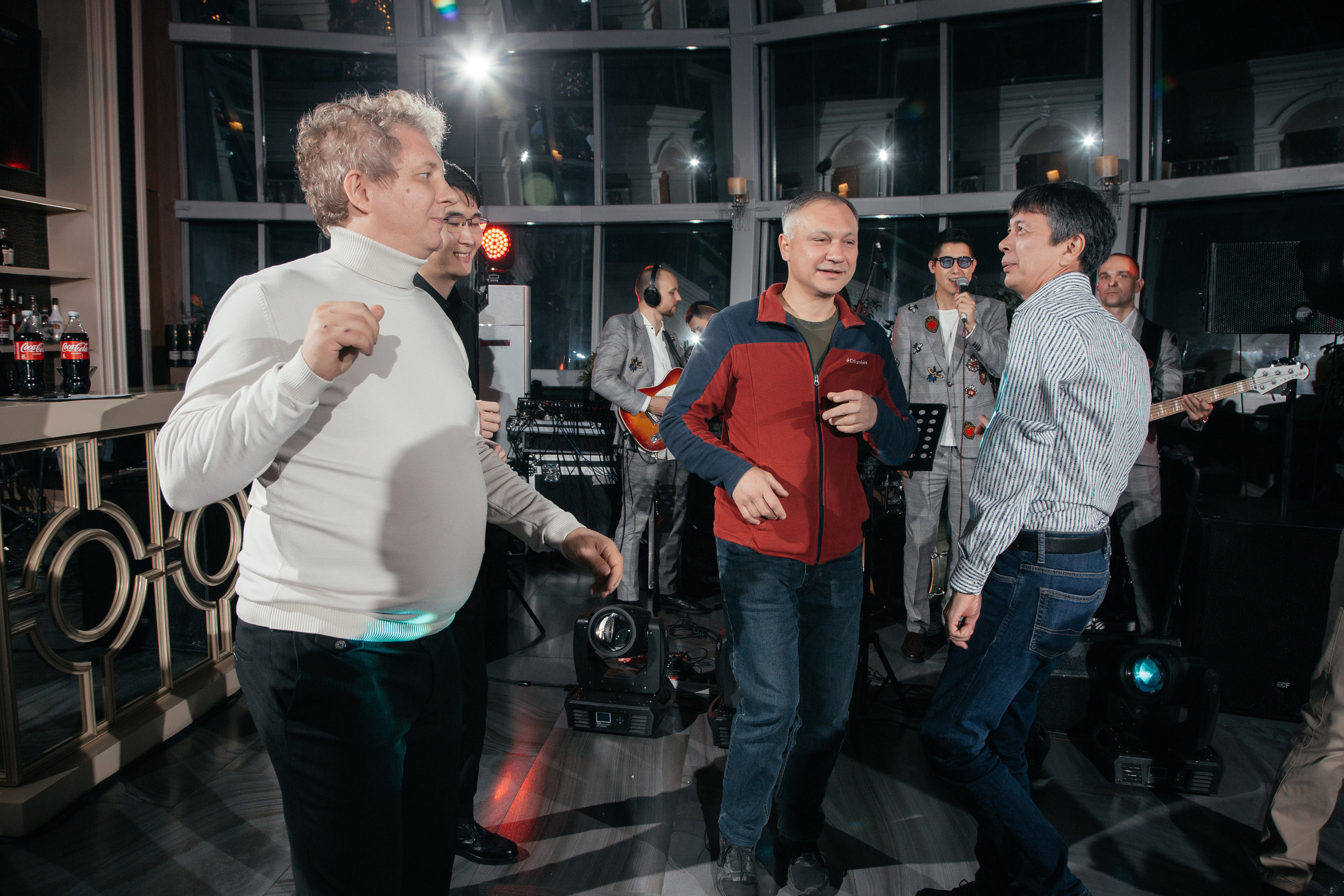 Корпоратив 22 декабря 21года. Свадебный фотограф Алматы Arhipov