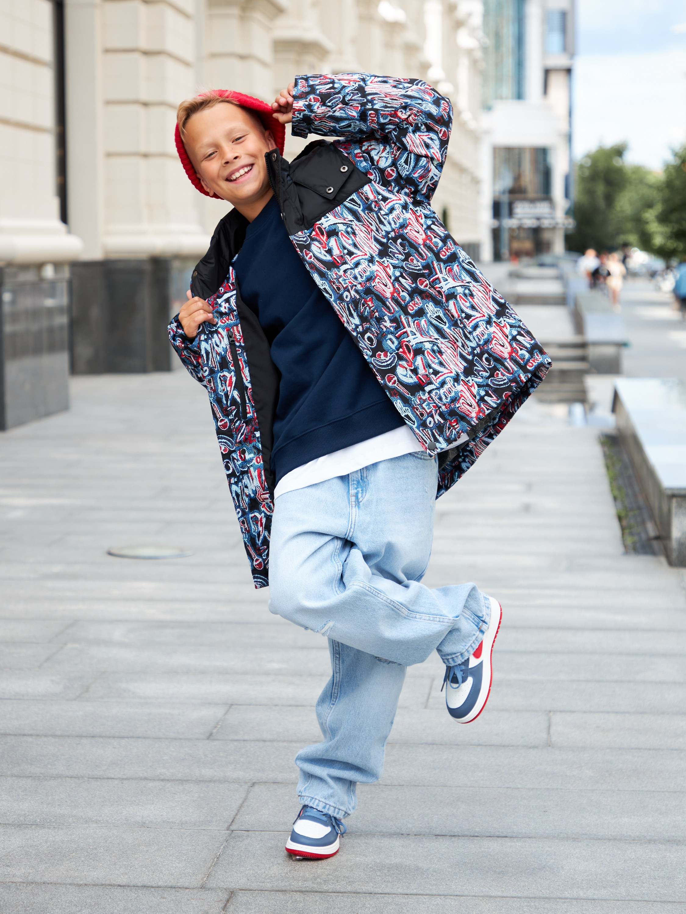 Фотосъемка детских курток Екатеринбург Wildberries ВБ Ozon Озон фотосессия детей Екб заказать цена фотосъемка товара WB верхняя одежда дети. Фотограф Екатеринбург Анастасия Жерновская | Маркетплейсы и нейрофото