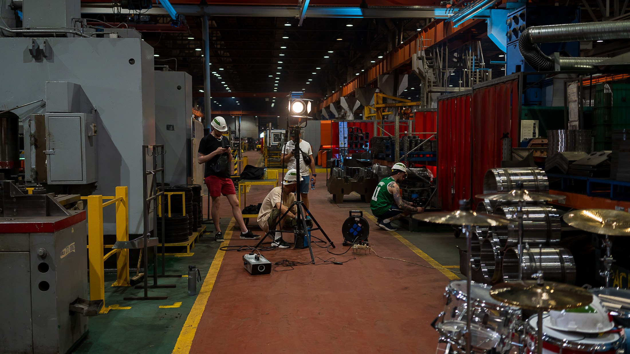 Кировский завод. Графический дизайнер Илья Левченко